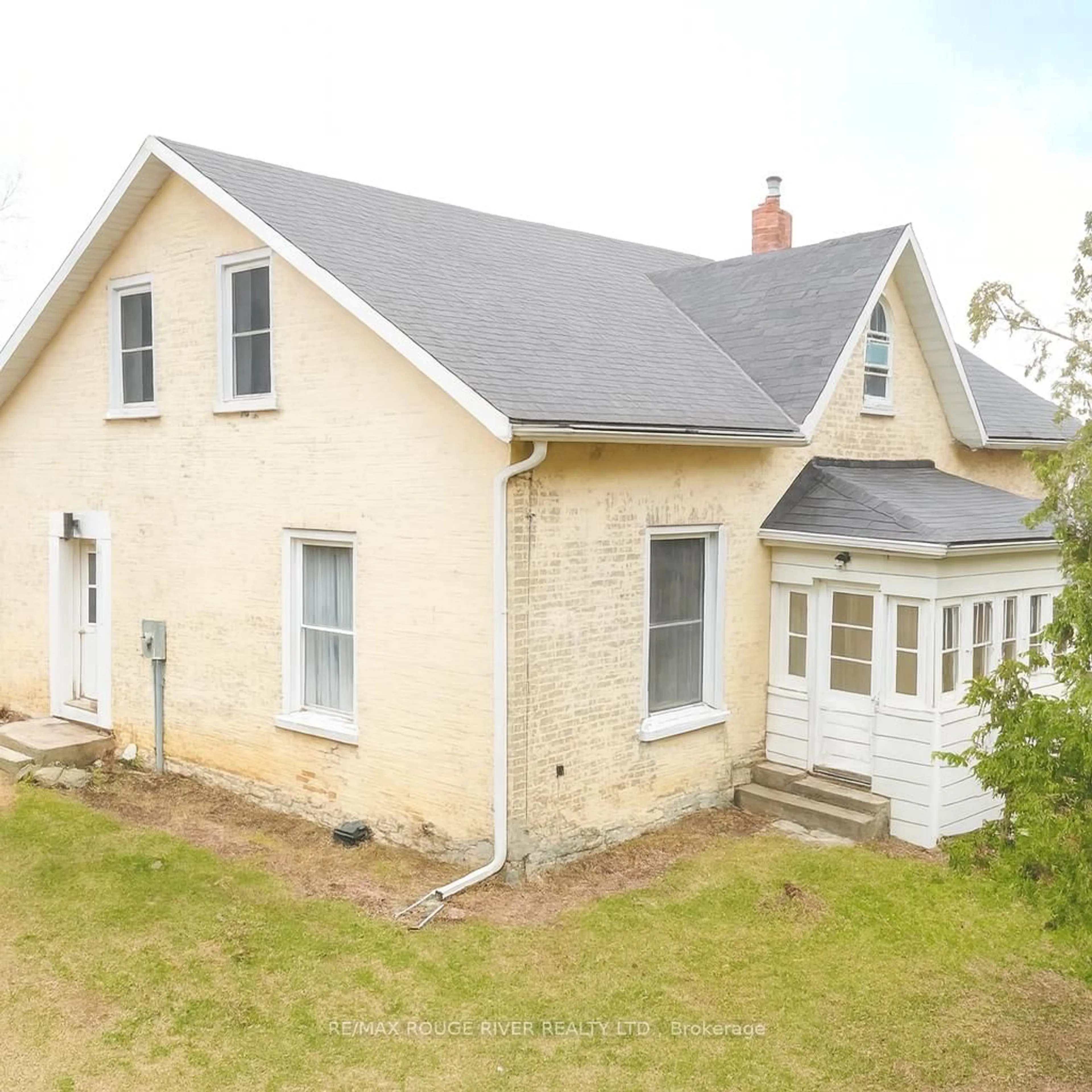A pic from outside/outdoor area/front of a property/back of a property/a pic from drone, building for 226 Old Danforth Rd, Alnwick/Haldimand Ontario K0K 2G0