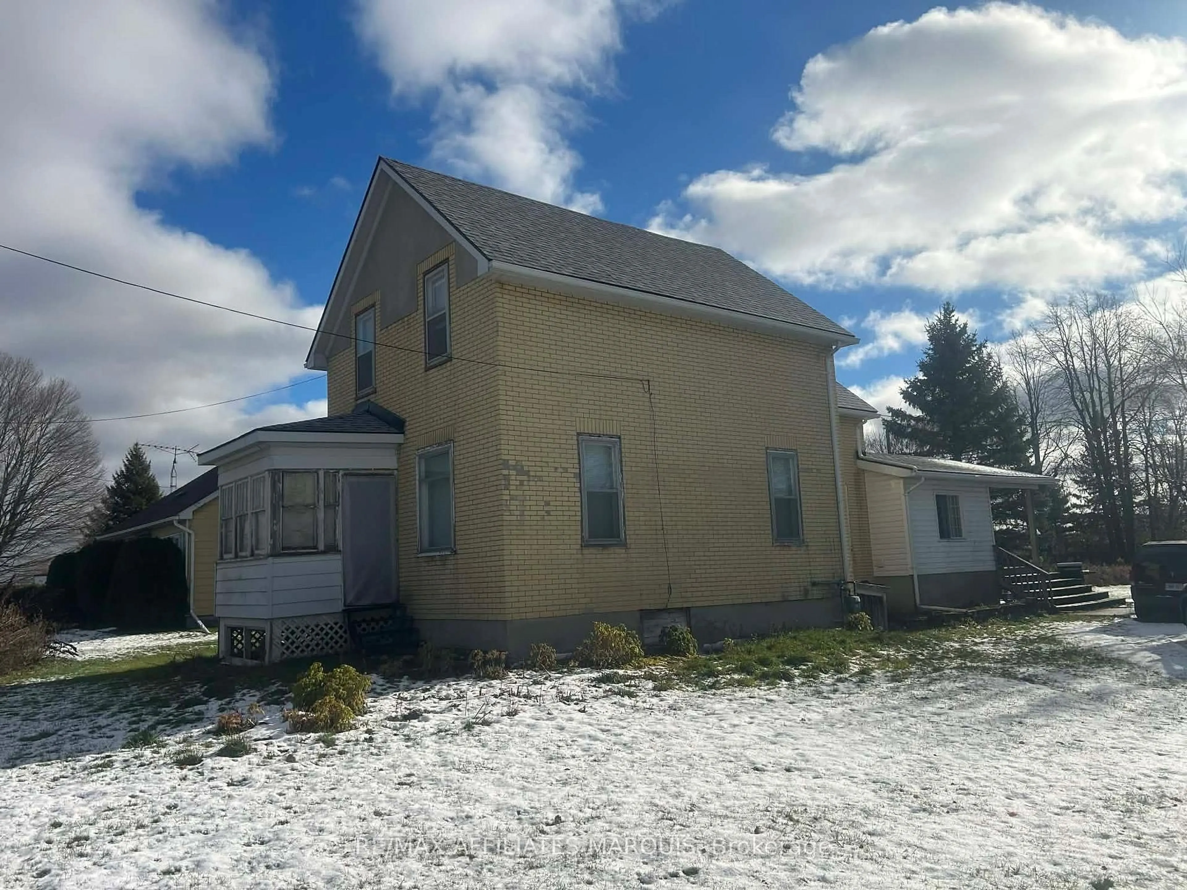 Unknown for 3571 Highway 43 Highway, Smiths Falls Ontario K7A 4S4