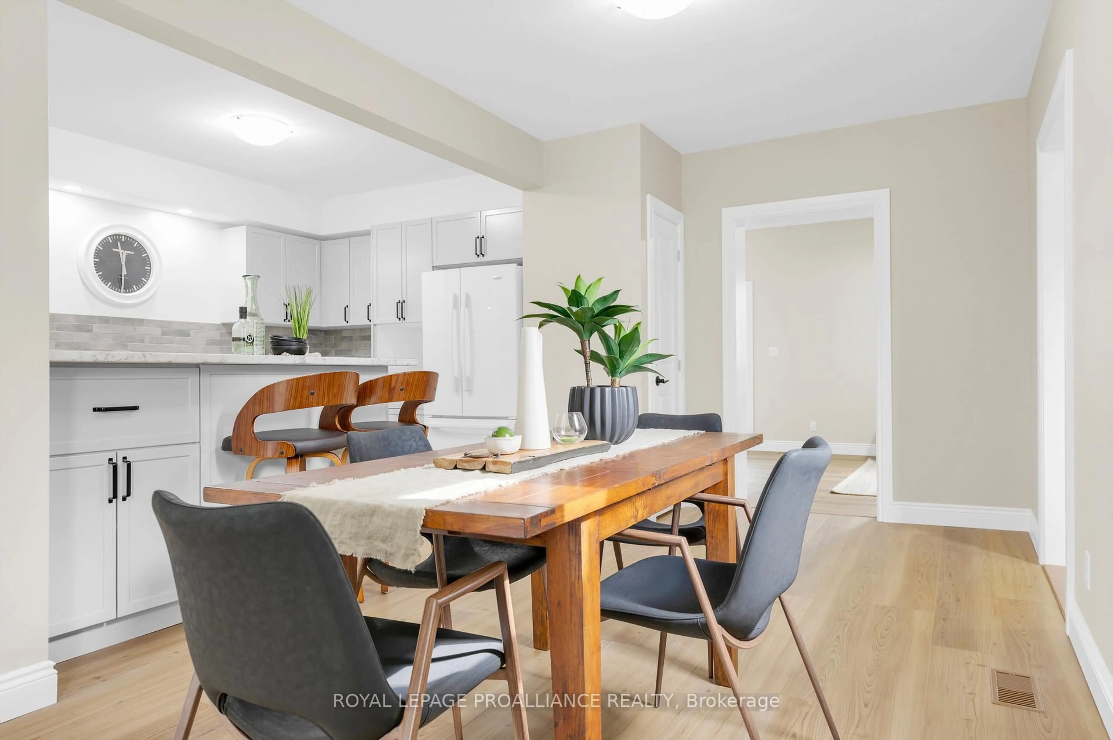 Unknown for 27 Maplewood Ave, Brighton Ontario K0K 1H0