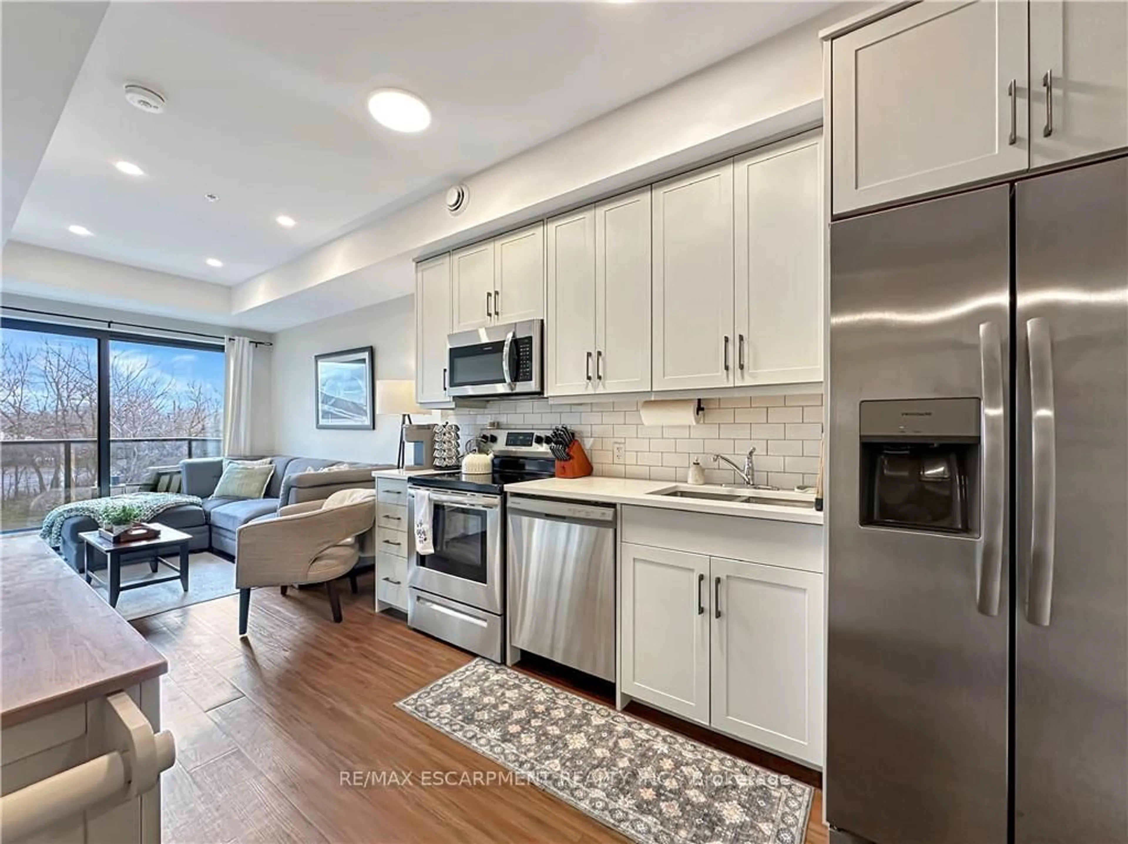 Open concept kitchen, unknown for 64 Main St #213, Haldimand Ontario N0A 1H0