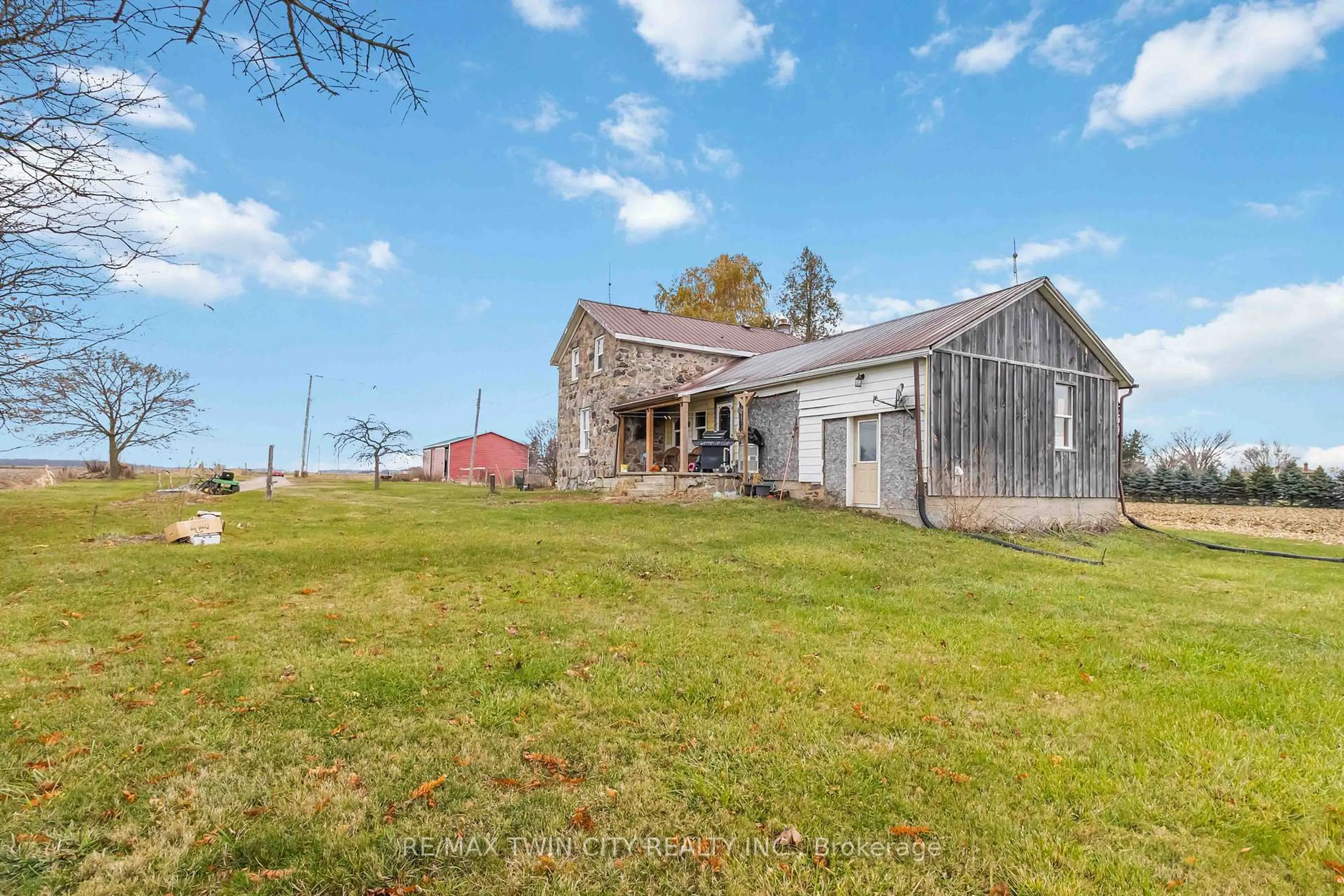 A pic from outside/outdoor area/front of a property/back of a property/a pic from drone, unknown for 130 Muir Rd, Brant Ontario N0E 1E0