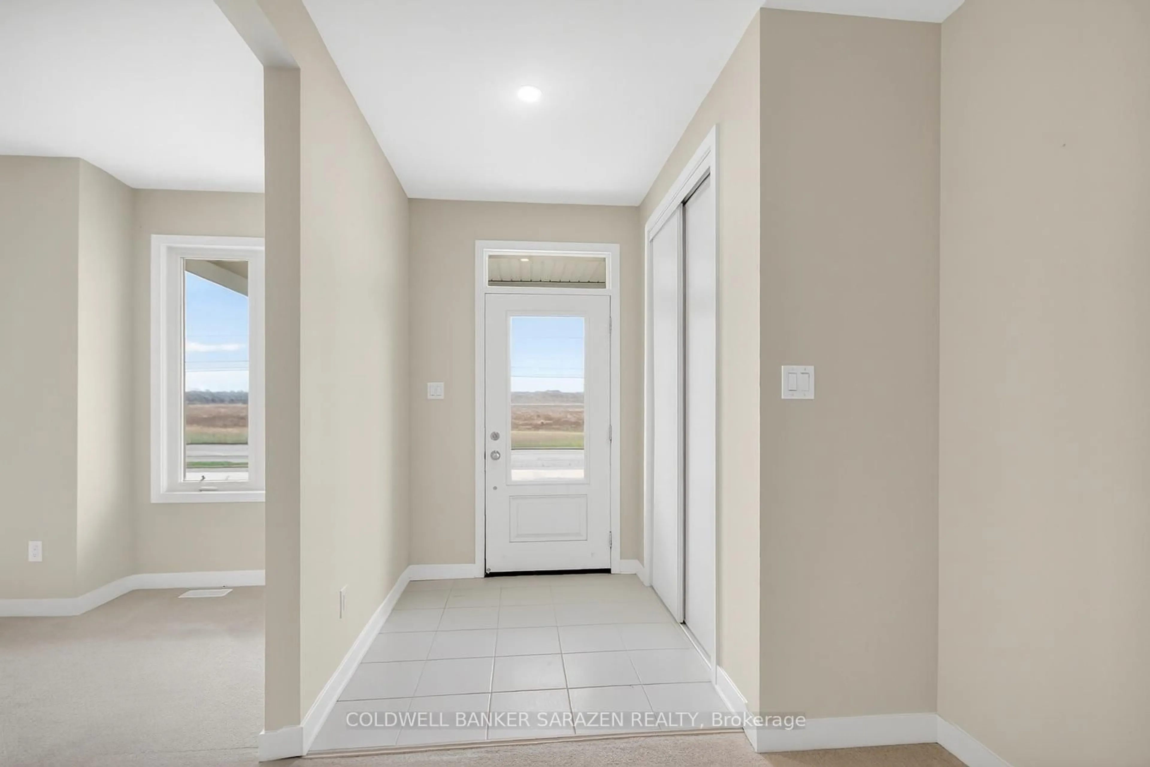 Indoor entryway for 6323 Perth St, Richmond Ontario K0A 2Z0