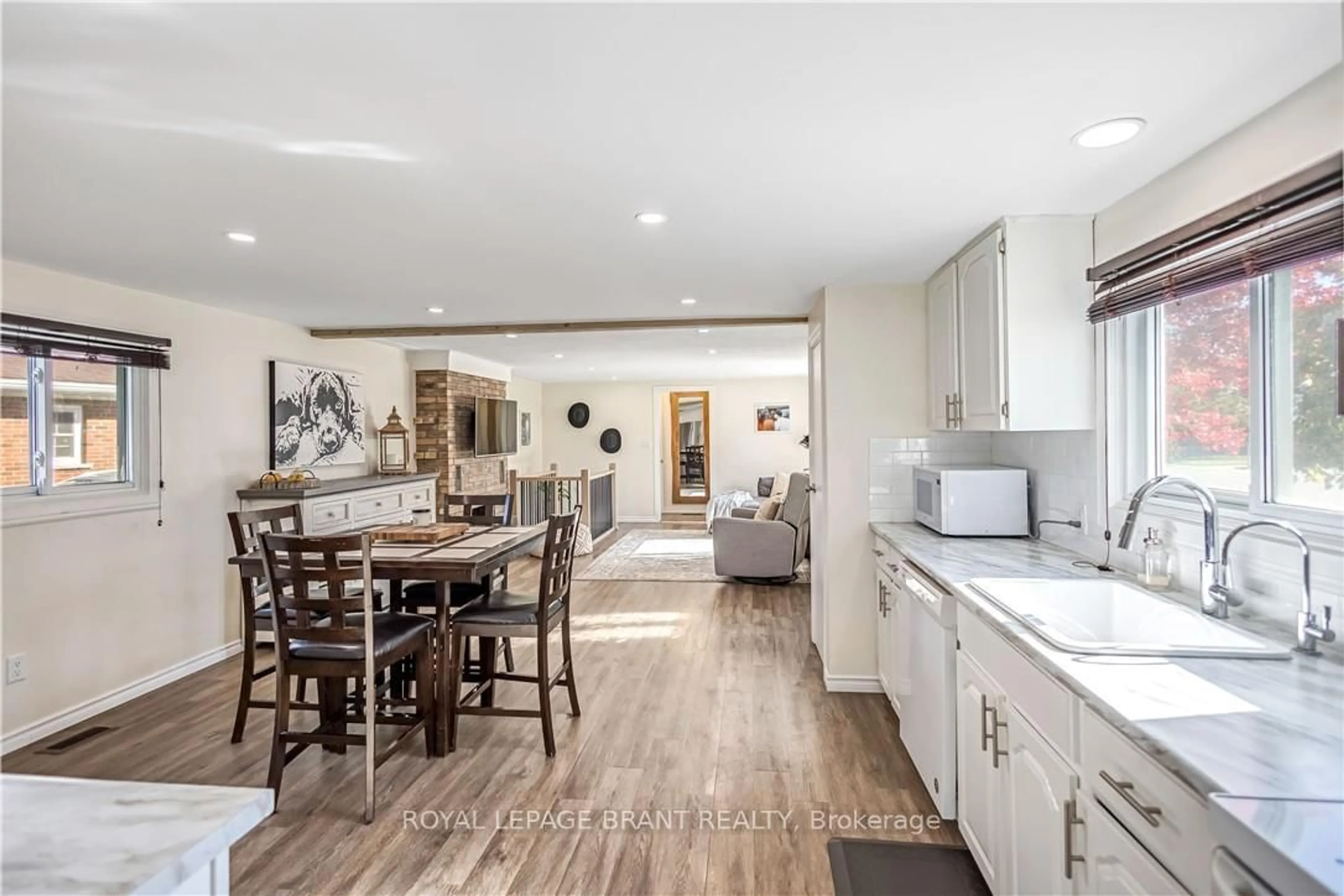 Open concept kitchen, unknown for 37 Morton Ave, Brantford Ontario N3R 2N6