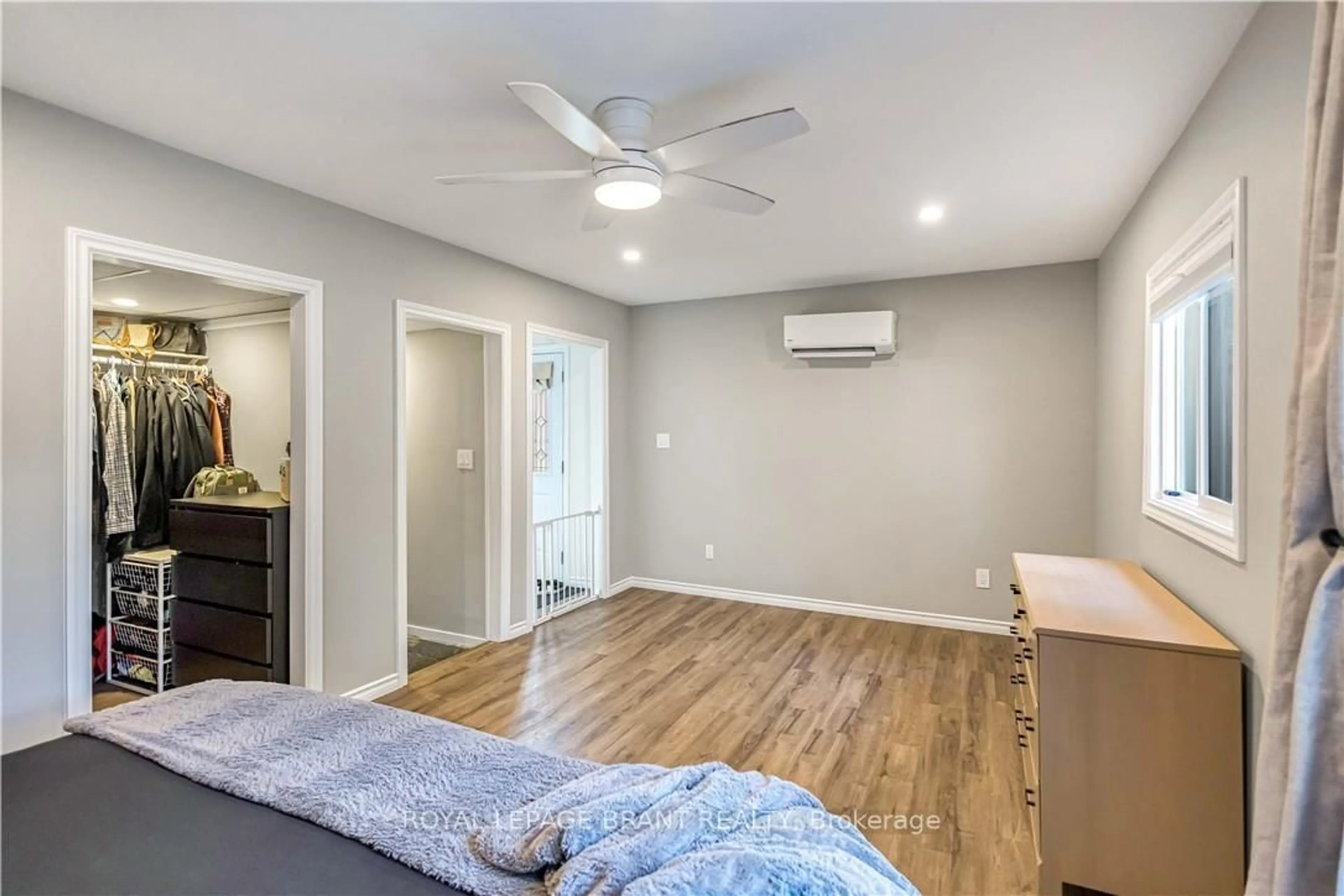 A pic of a room for 37 Morton Ave, Brantford Ontario N3R 2N6