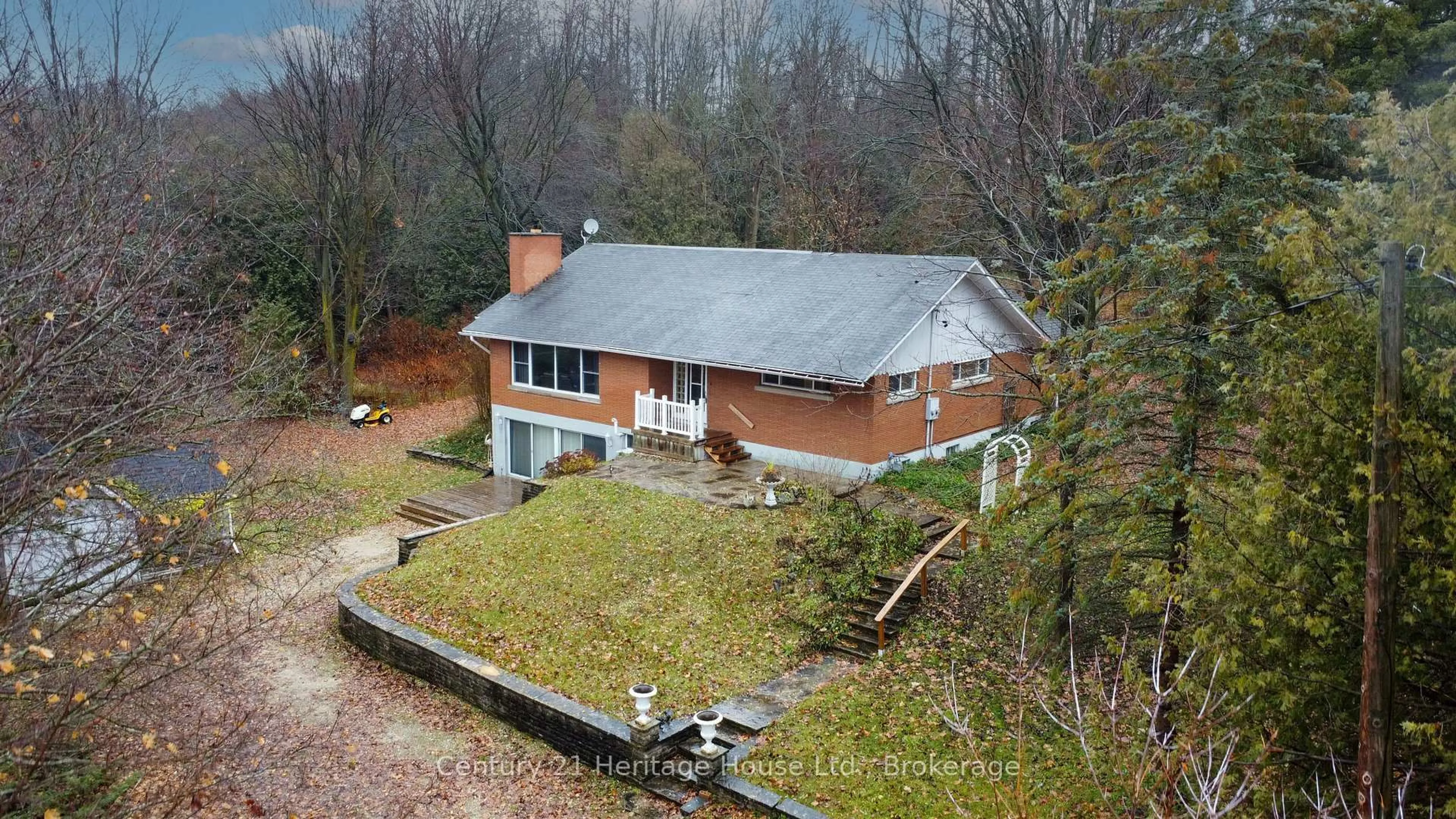 A pic from outside/outdoor area/front of a property/back of a property/a pic from drone, unknown for 252 Durham Rd, West Grey Ontario N0G 1R0