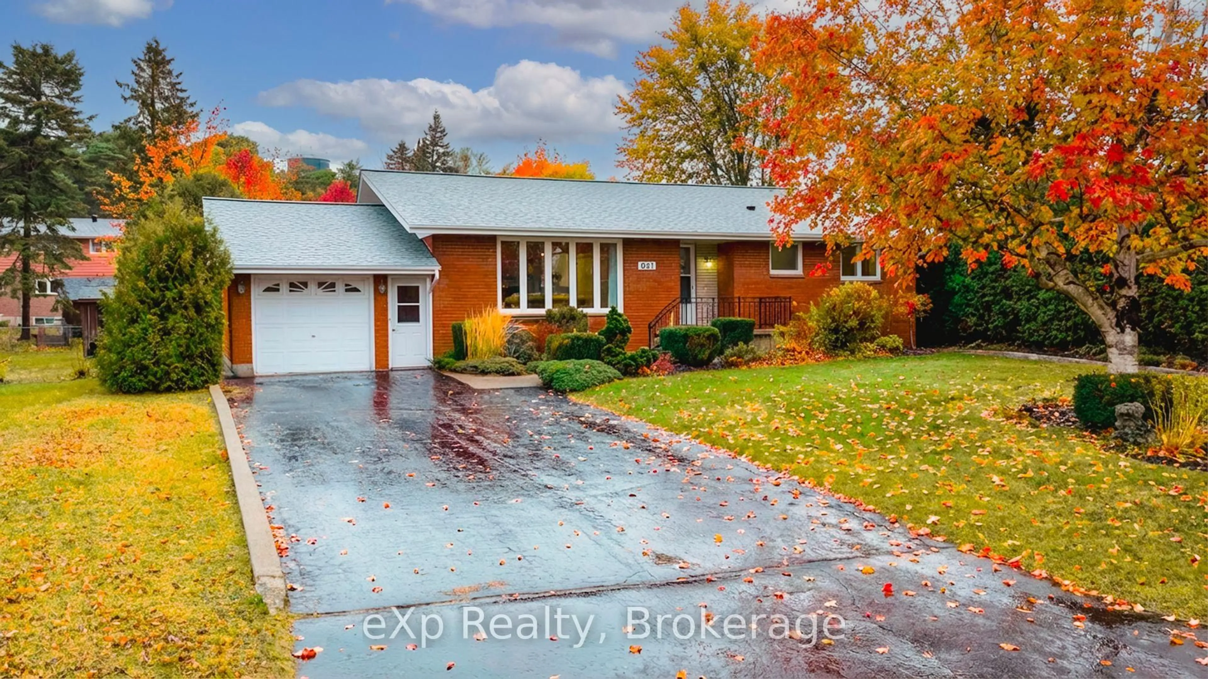 Home with brick exterior material, street for 861 Gustavus St, Saugeen Shores Ontario N0H 2C4