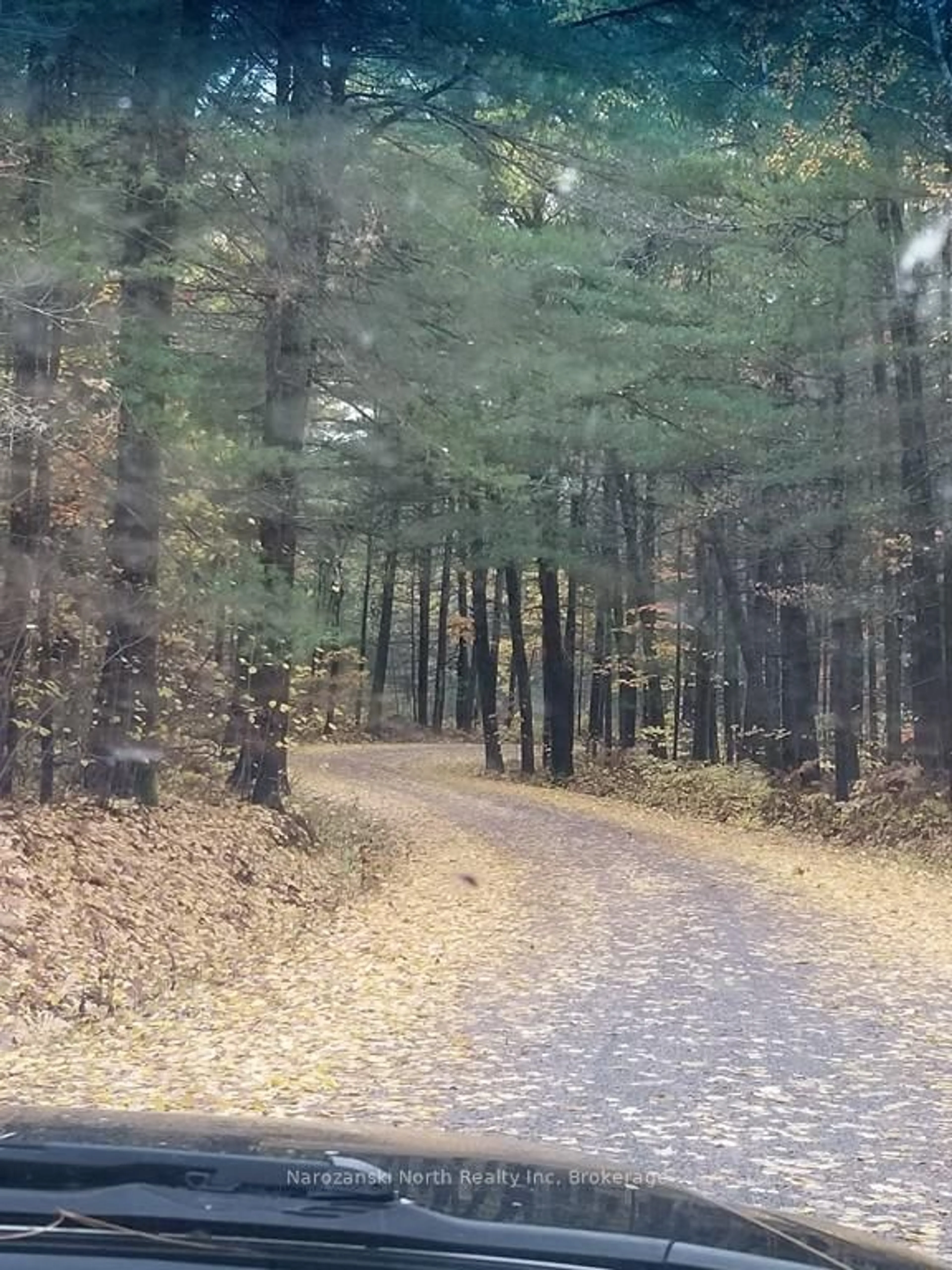 Blurry image for 25 Pine Ridge Rd, French River Ontario P0M 1A0