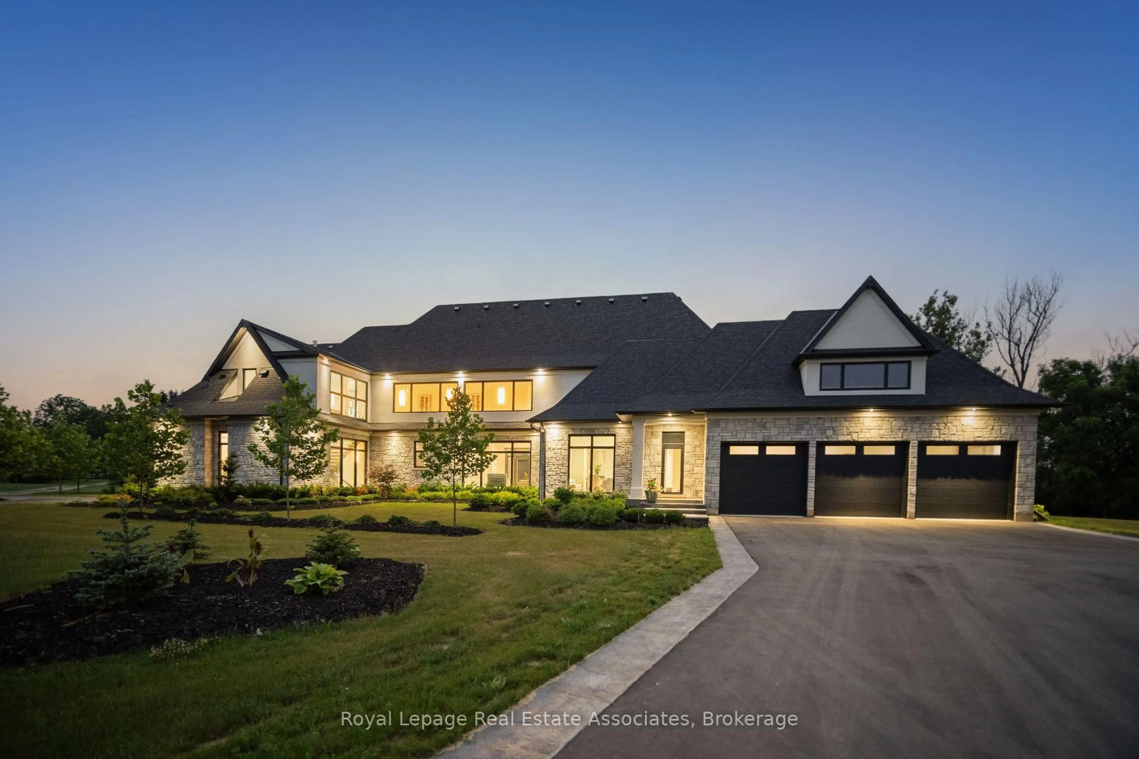 Unknown for 2 River Rd, Brant Ontario N3T 0N2