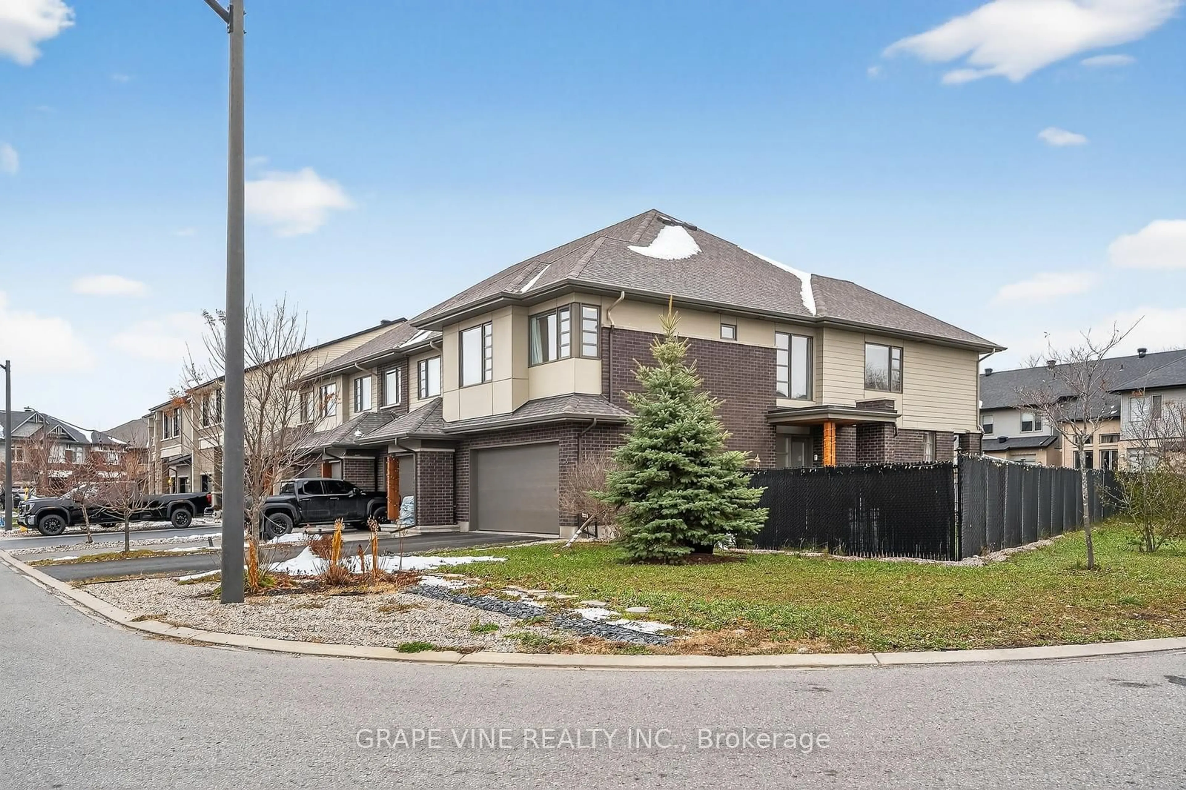 Unknown for 145 Larimar Circ, Ottawa Ontario K1X 0B6