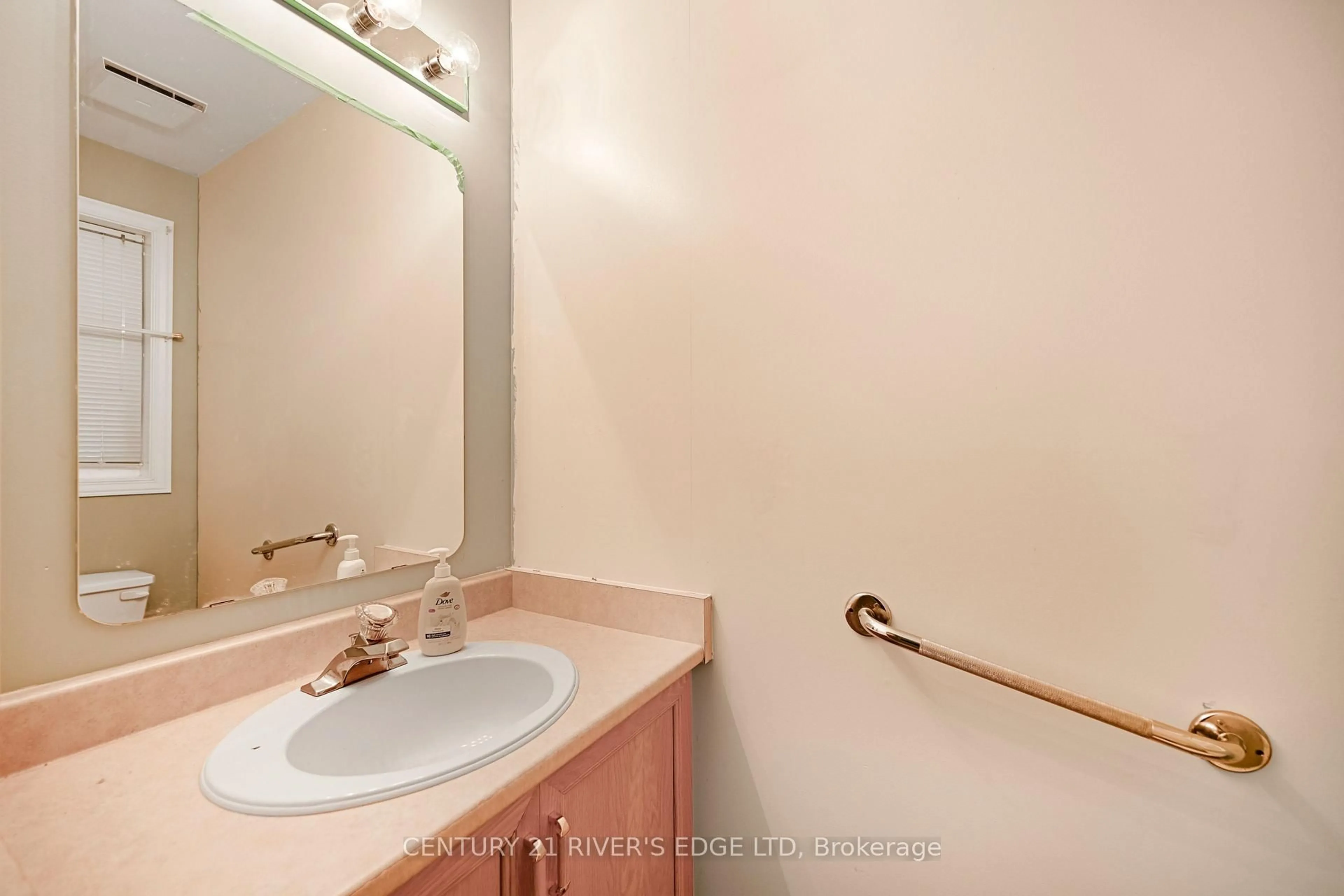 Standard bathroom, unknown for 6 SUNNYBROOKE Dr, Ottawa Ontario K2M 2P3