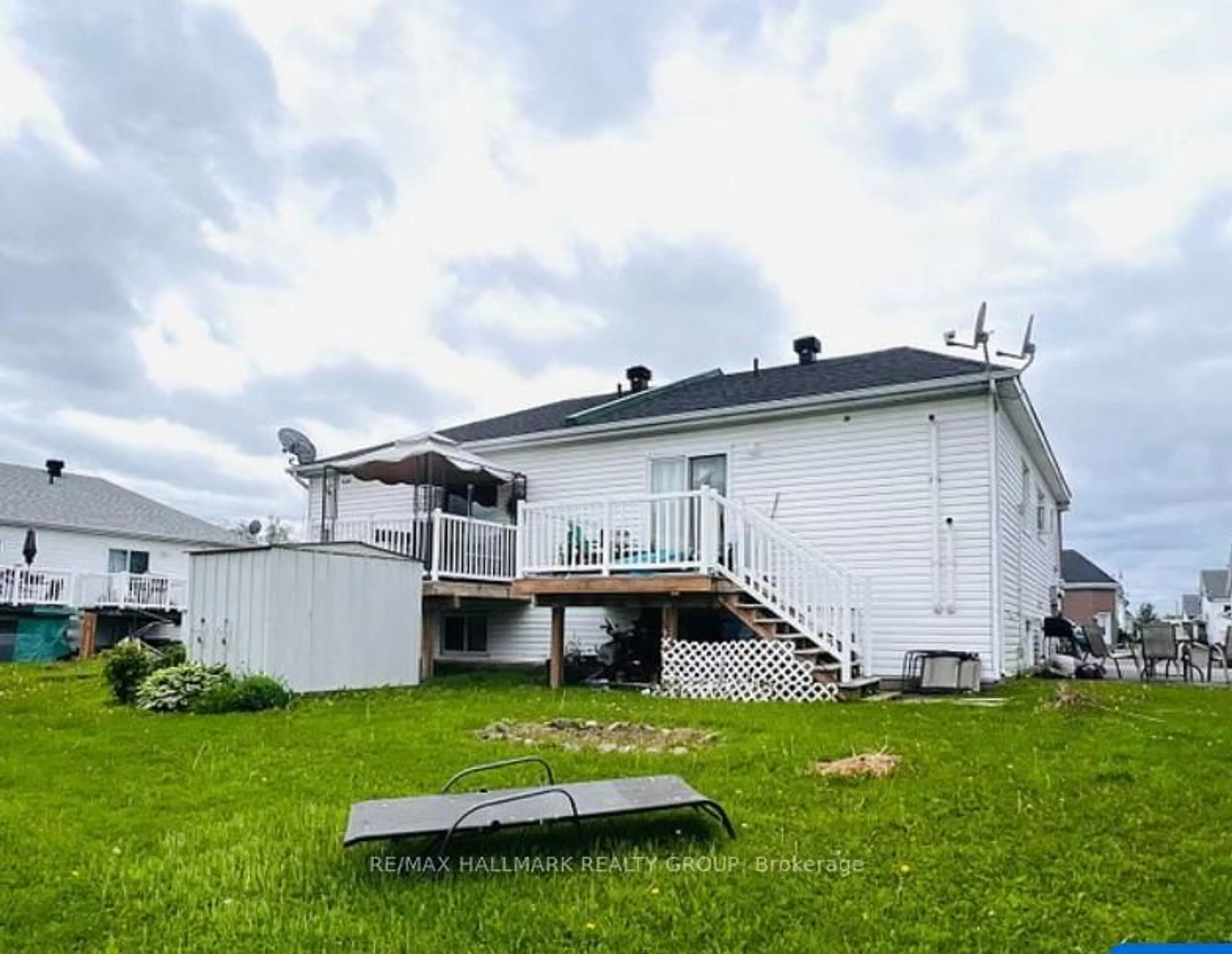 Unknown for 603 Paul Cres, Hawkesbury Ontario K6A 3T8