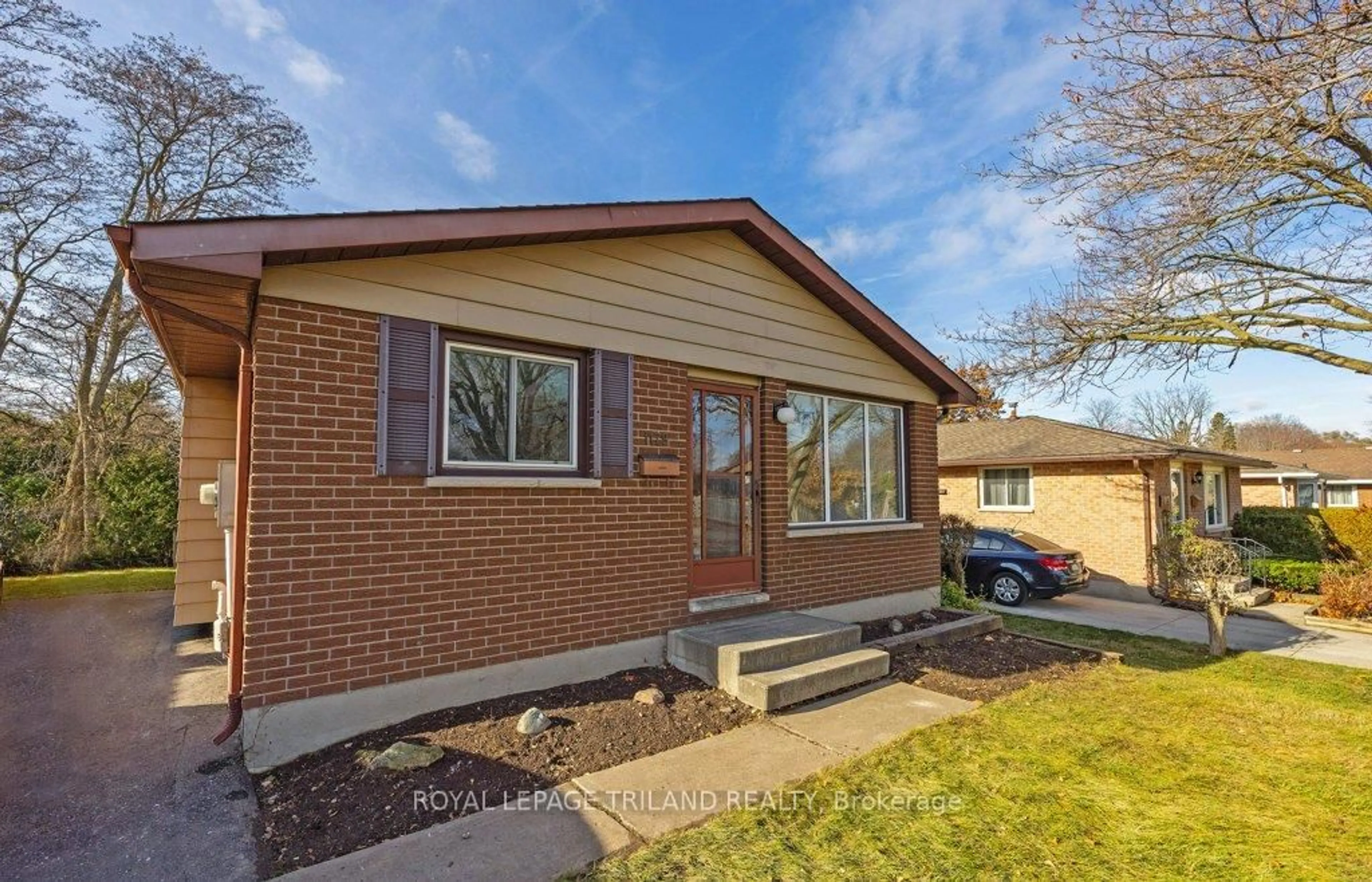 Home with brick exterior material, street for 1179 Gatewood Rd, London East Ontario N5Y 4Z2