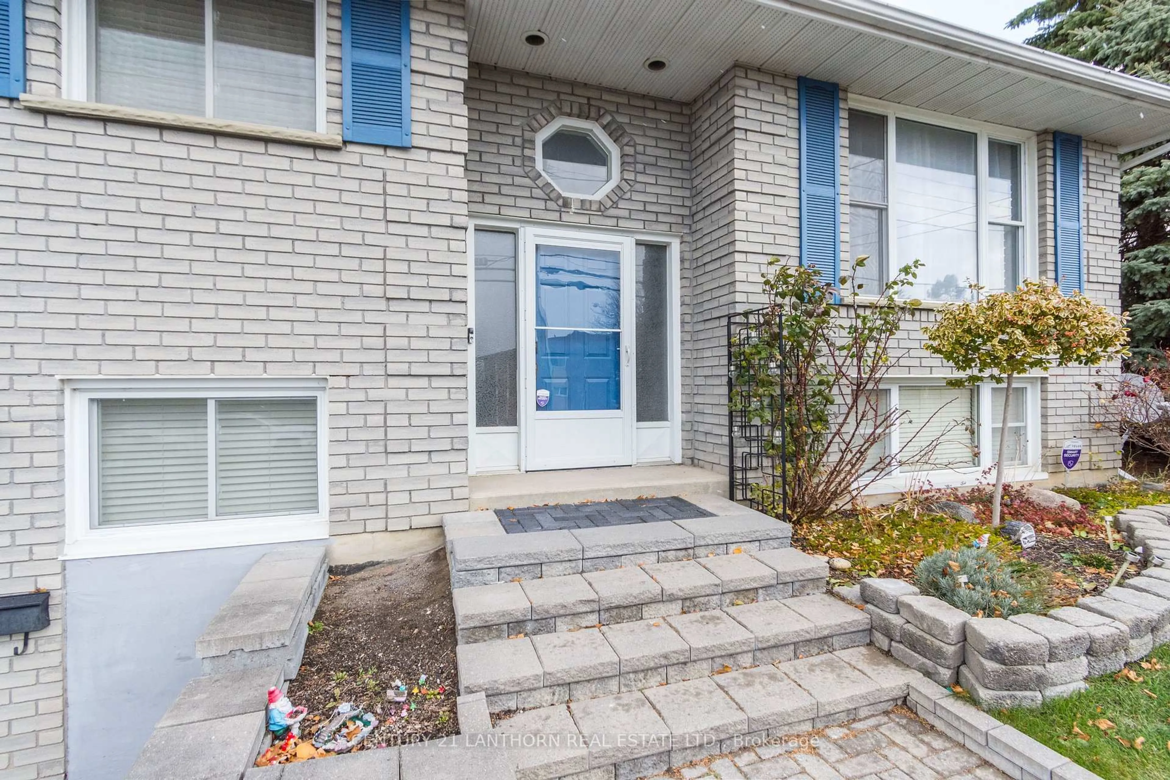 Home with brick exterior material, street for 94 NORTH MURRAY St, Quinte West Ontario K8V 2E7