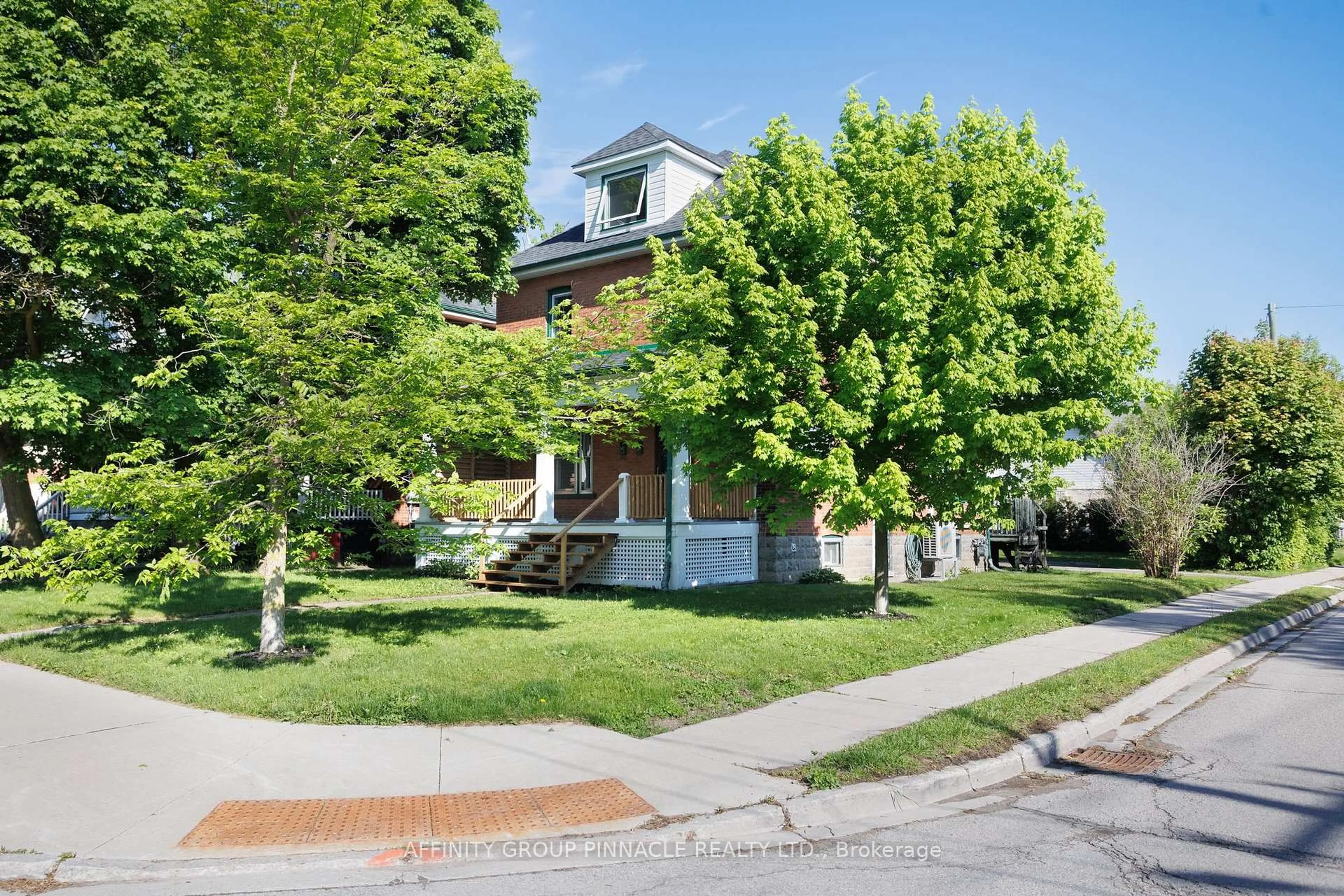 Home with brick exterior material, street for 72 Melbourne St, Kawartha Lakes Ontario K9V 2T3