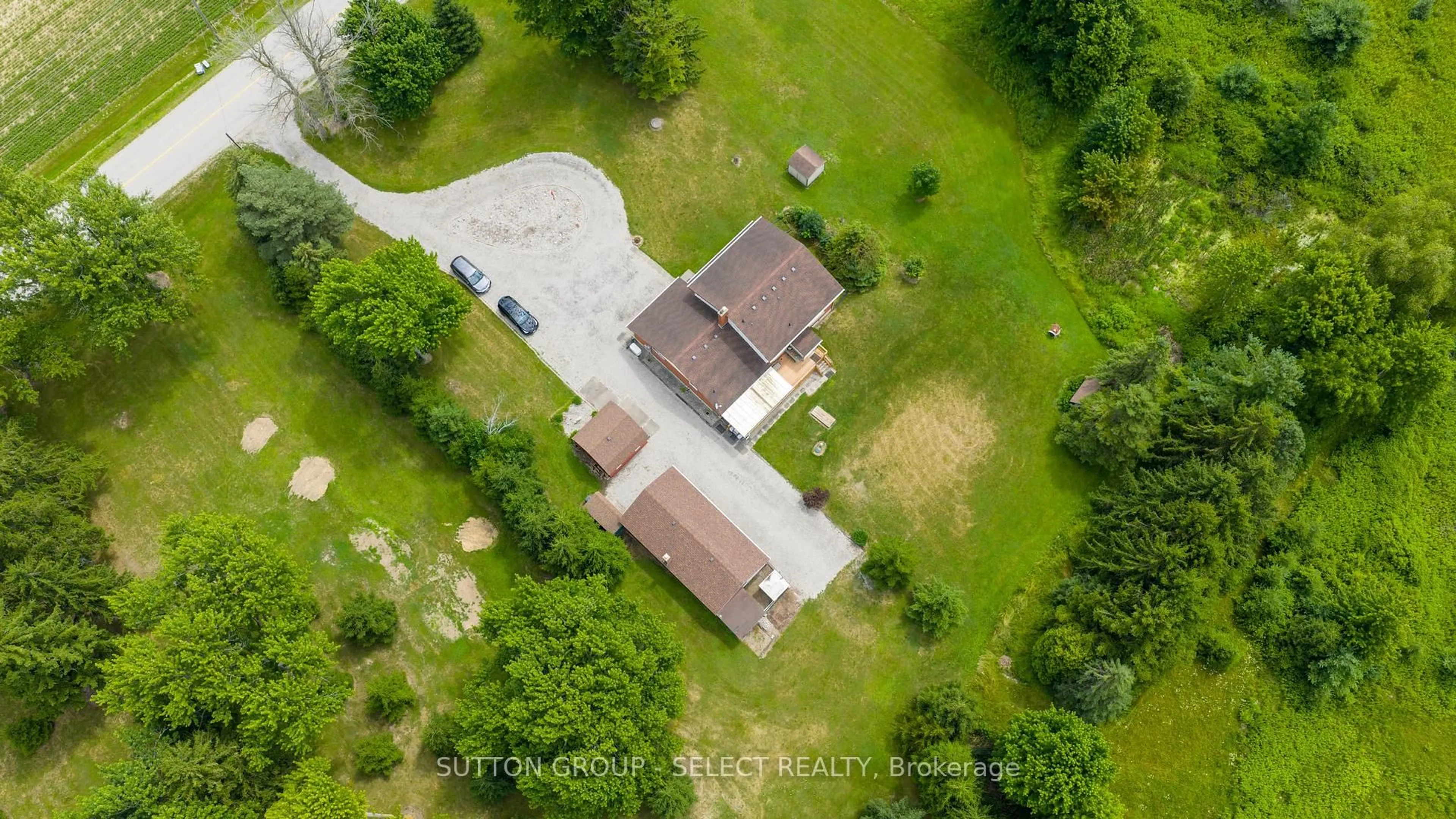 A pic from outside/outdoor area/front of a property/back of a property/a pic from drone, building for 23605 COLDSTREAM Rd, Middlesex Centre Ontario N0L 1R0