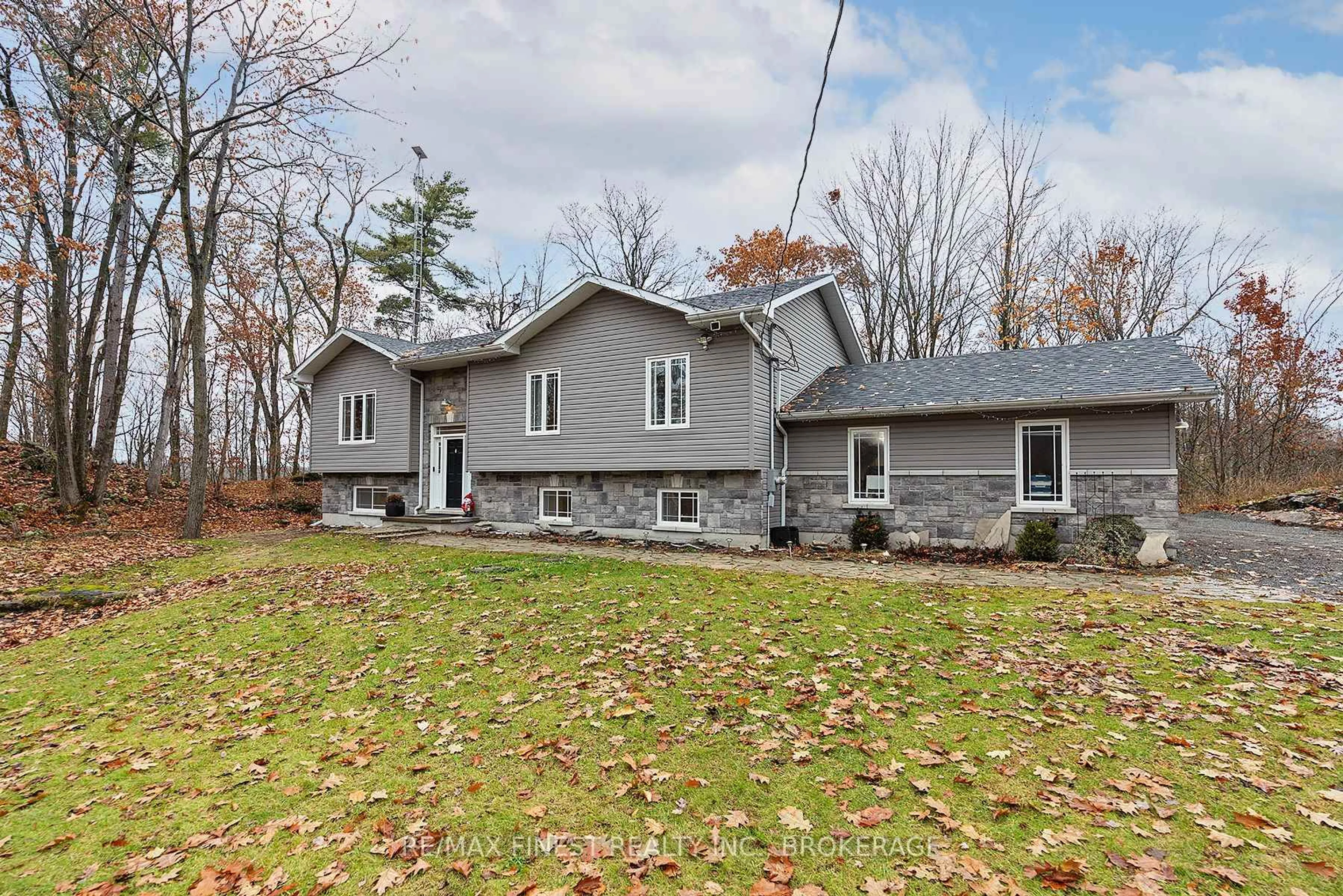 Home with vinyl exterior material, unknown for 802 Burnt Hills Rd, Seeley's Bay Ontario K0H 2N0