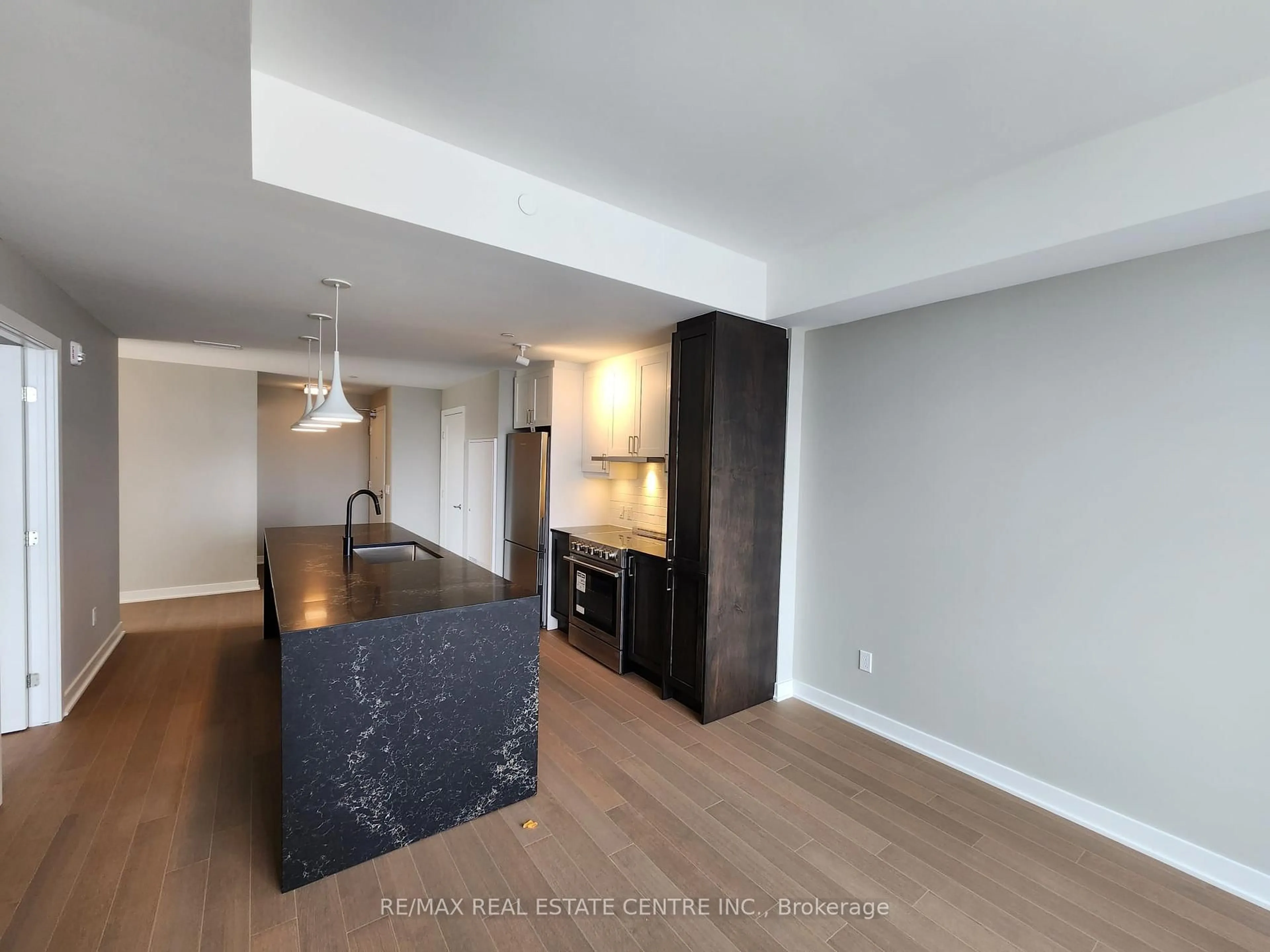 Open concept kitchen, unknown for 360 DESCHATELETS Ave #608, Ottawa Ontario K1S 1C3
