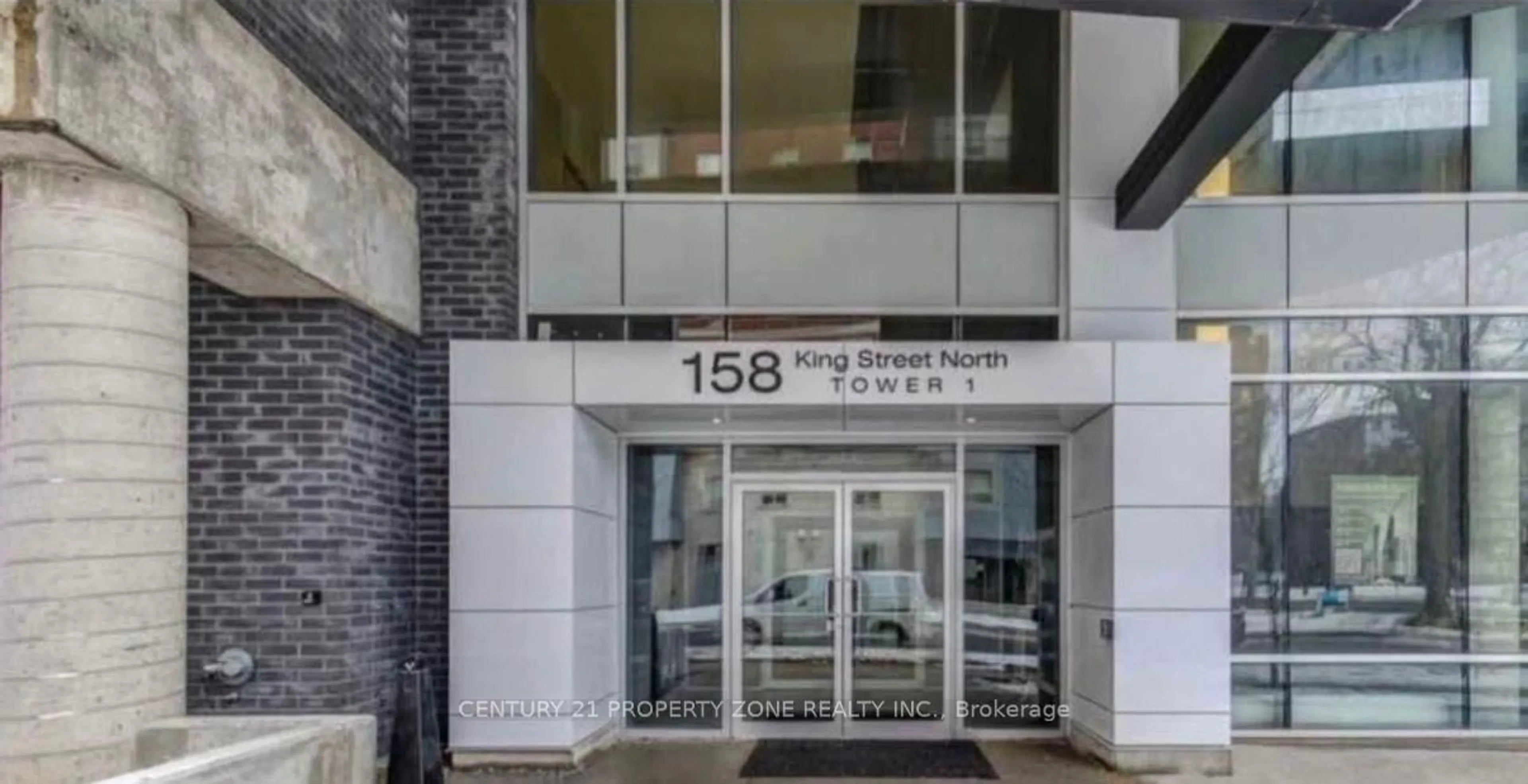 Indoor foyer for 158 King St #307, Waterloo Ontario N2J 2Y2