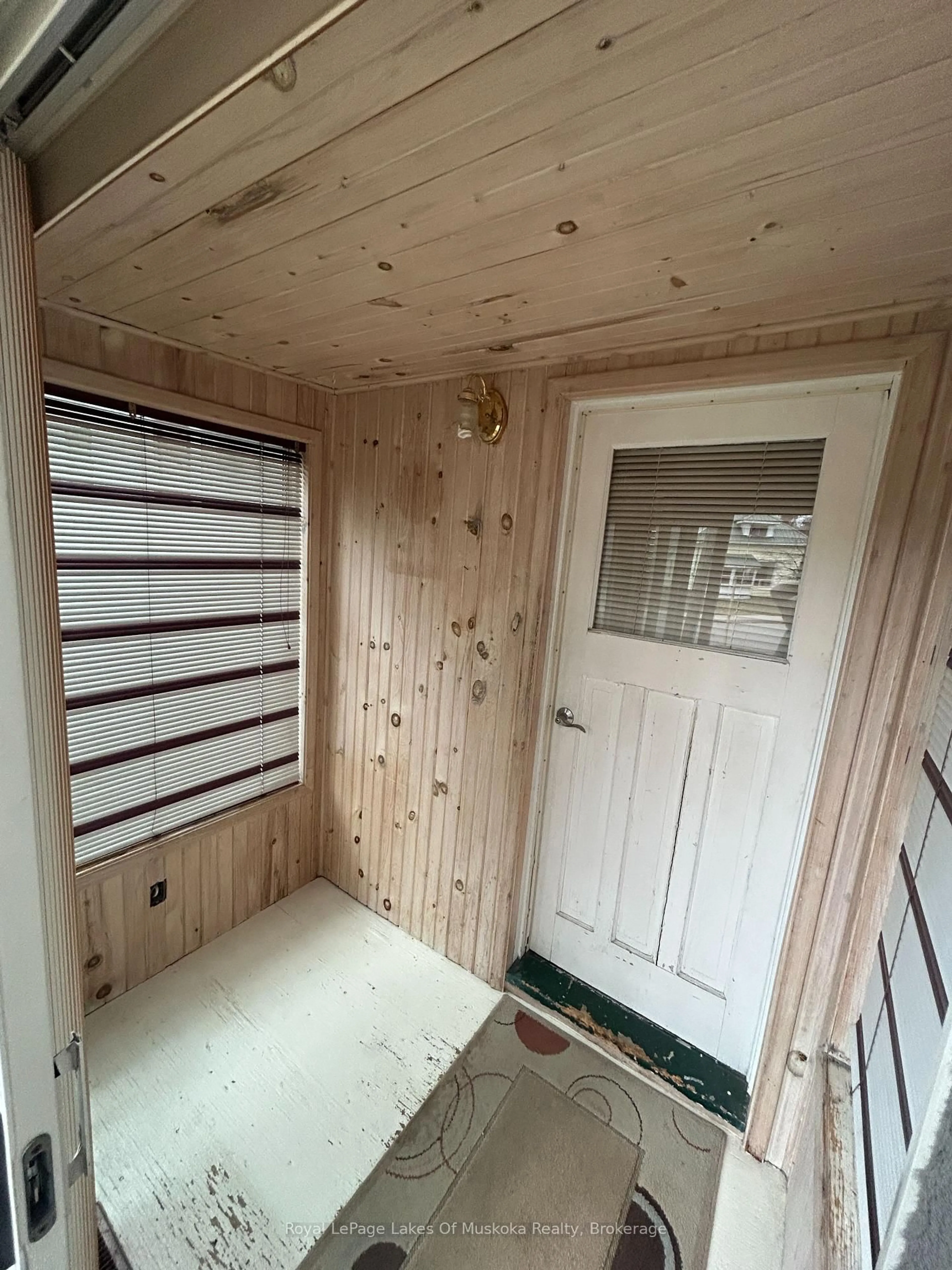 Unknown for 66 Front St, Bracebridge Ontario P1L 1J6