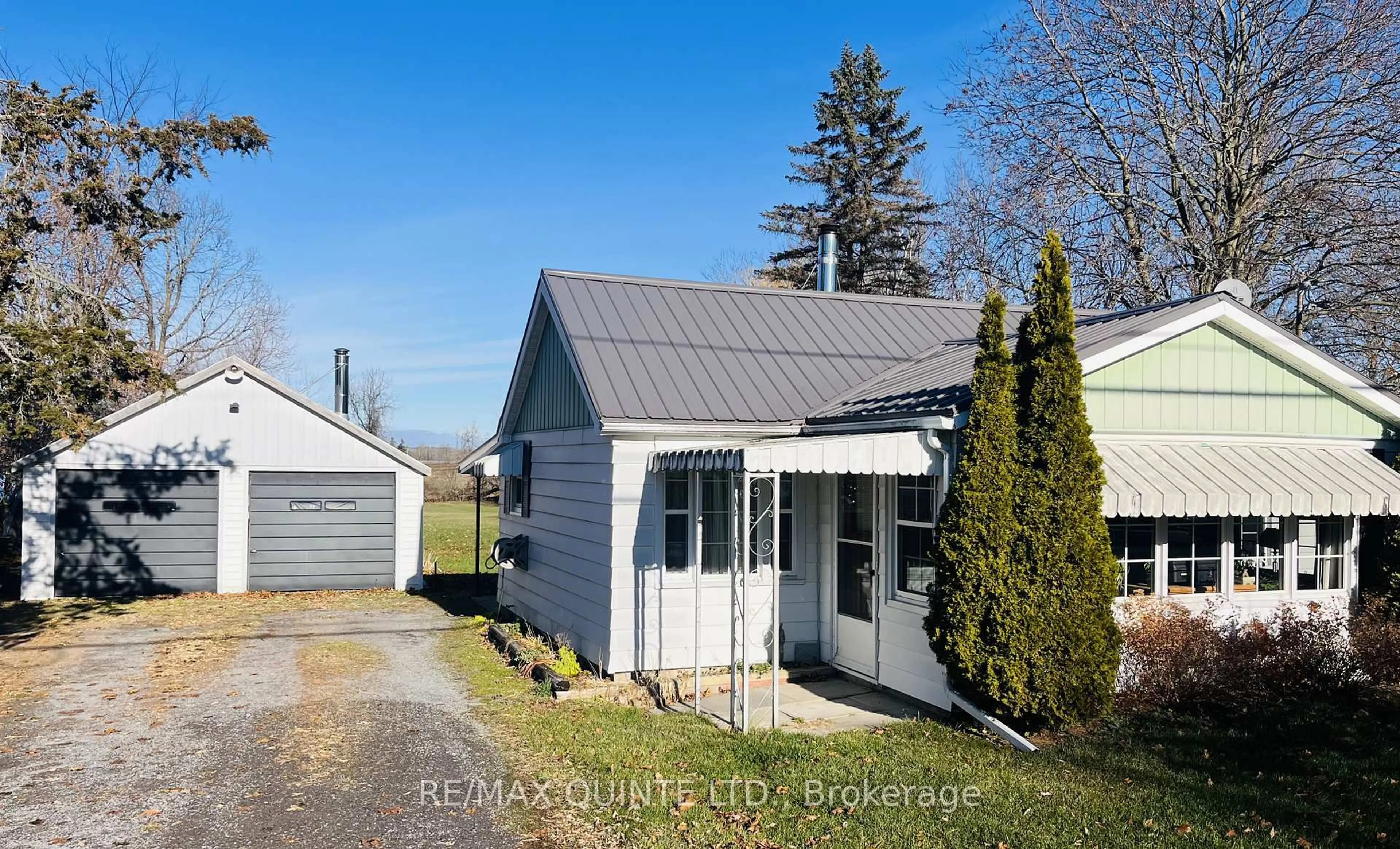 A pic from outside/outdoor area/front of a property/back of a property/a pic from drone, building for 369 Casey Rd, Belleville Ontario K8N 4Z6
