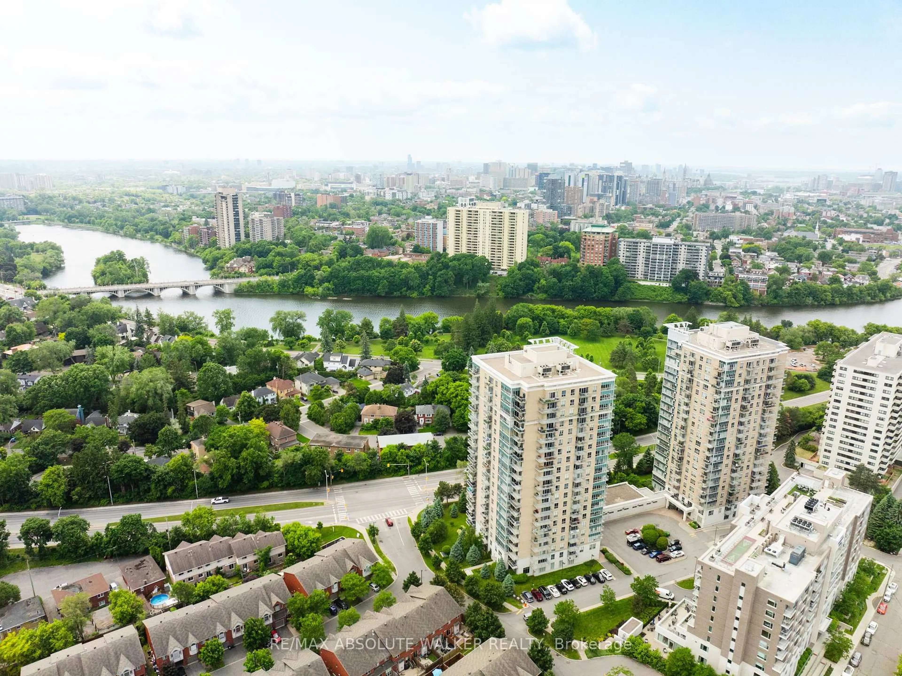 A pic from outside/outdoor area/front of a property/back of a property/a pic from drone, city buildings view from balcony for 70 Landry St #1002, Ottawa Ontario K1L 0A8