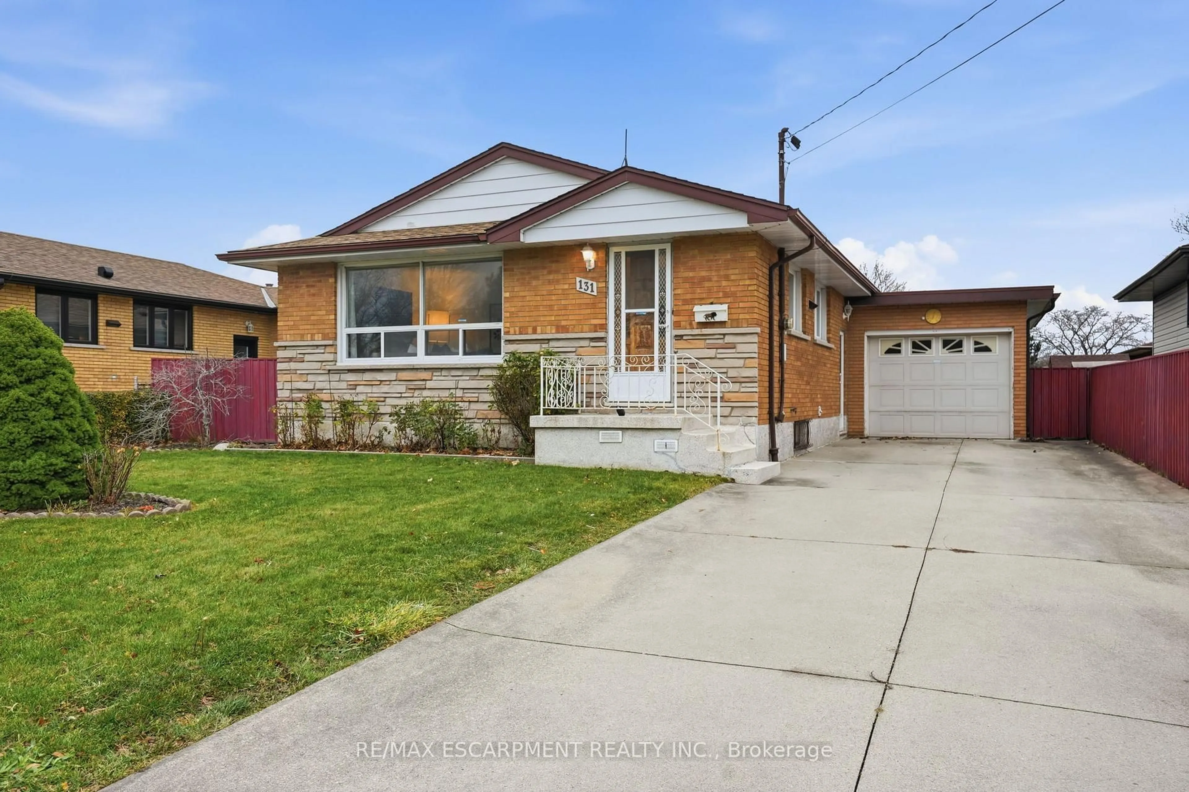 Home with brick exterior material, street for 131 NASH Rd, Hamilton Ontario L8H 2P7