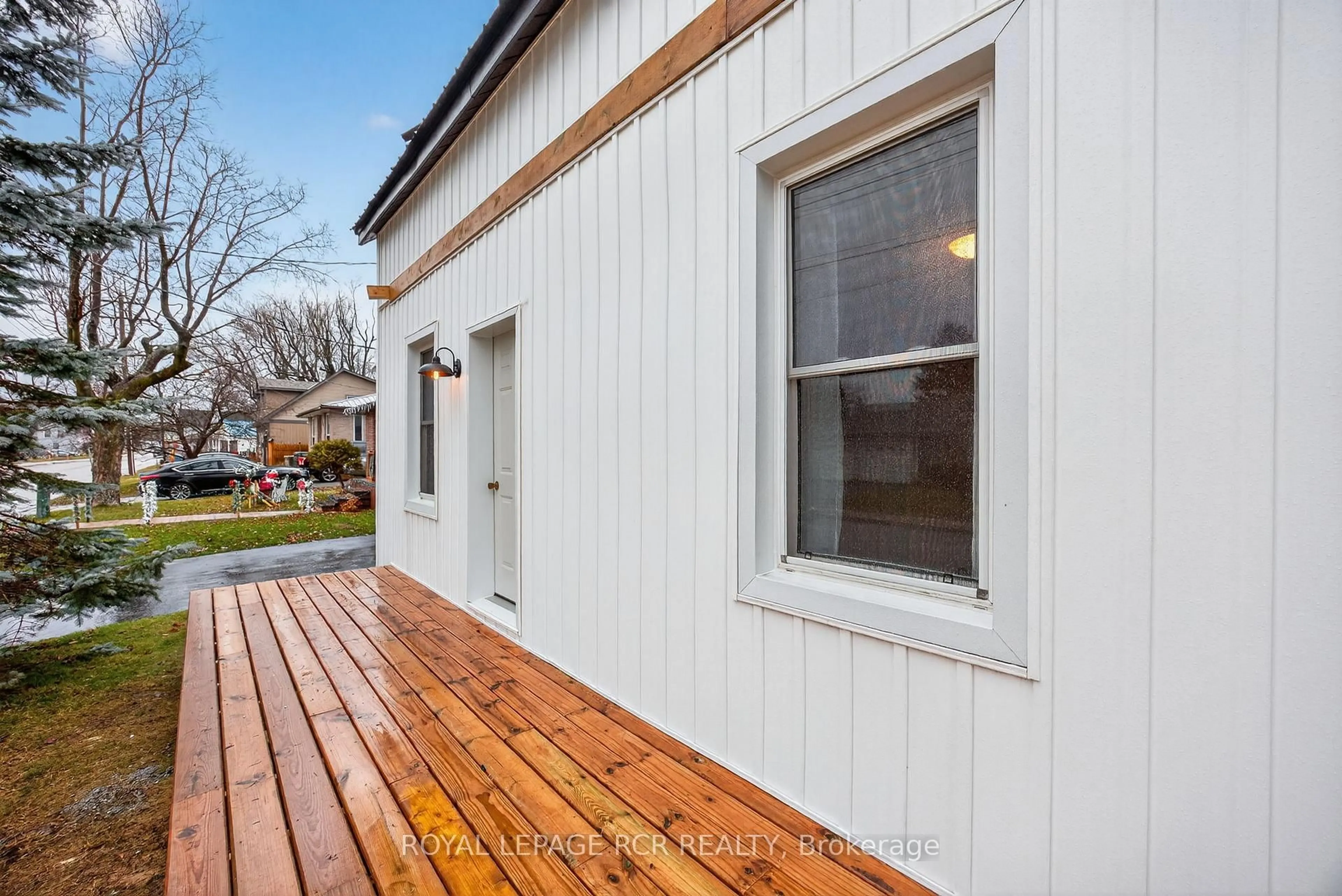 Patio, street for 170 Young St, Southgate Ontario N0C 1B0