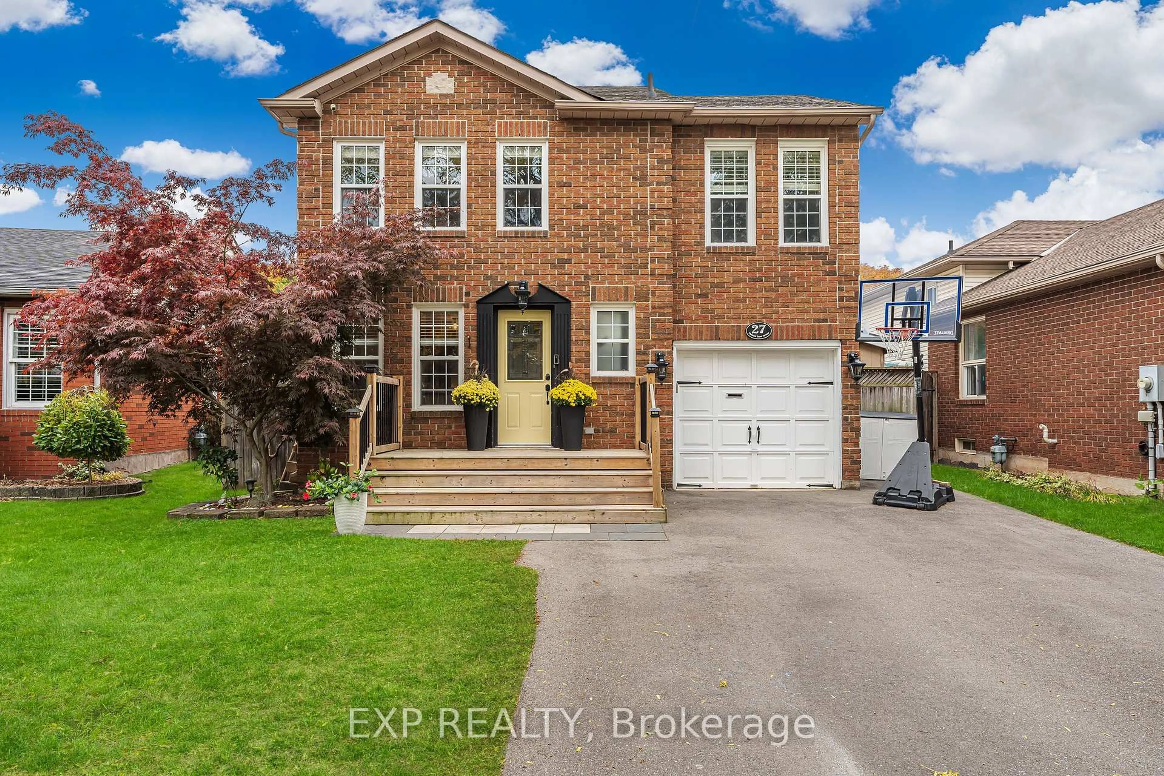 Home with brick exterior material, street for 27 Pleasant Grove Terr, Grimsby Ontario L3M 5G8