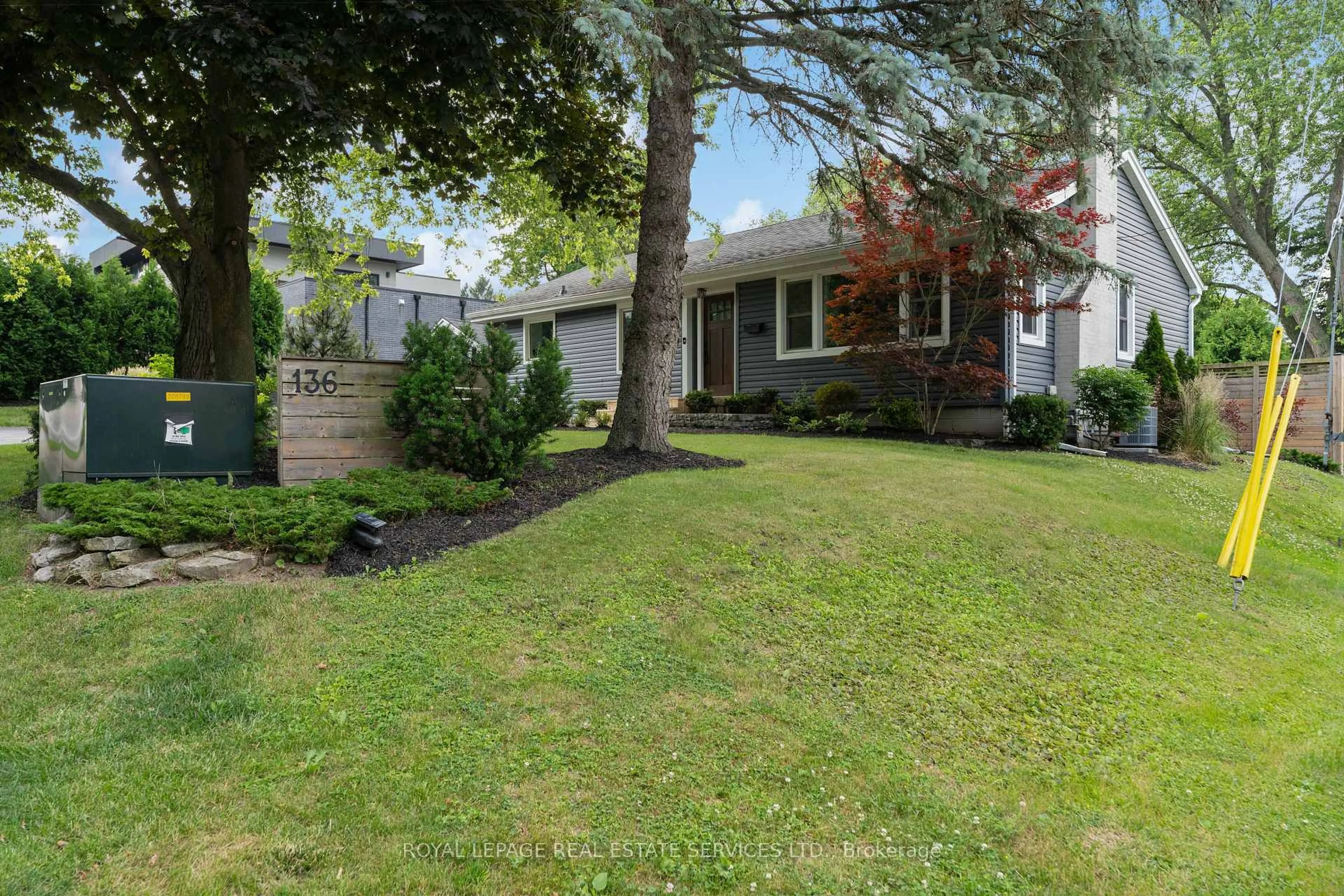 Unknown for 136 Mohawk Rd, Hamilton Ontario L9G 2W9