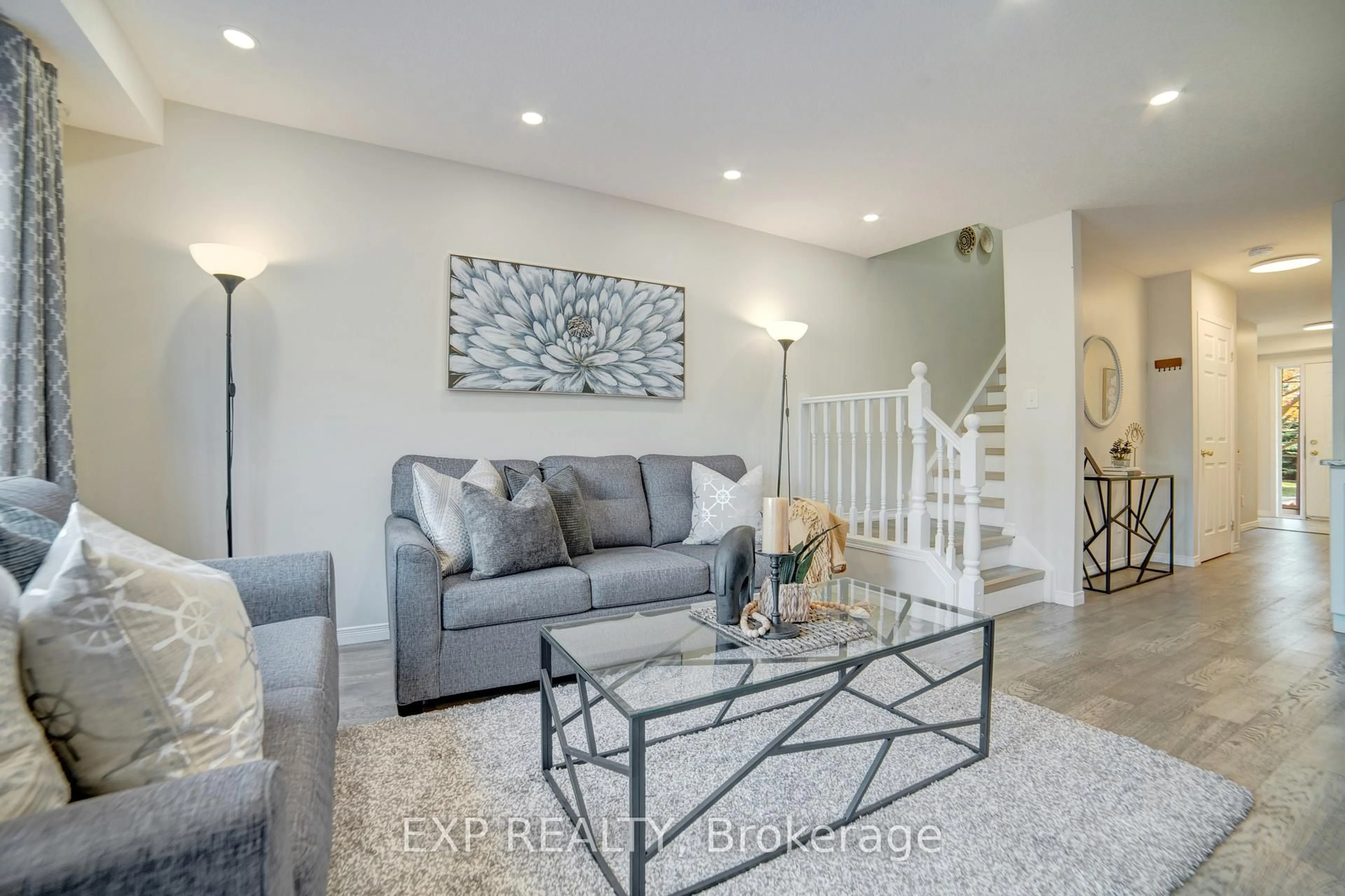 Living room with furniture, unknown for 30 Bryan Crt #26, Kitchener Ontario N2A 4J5