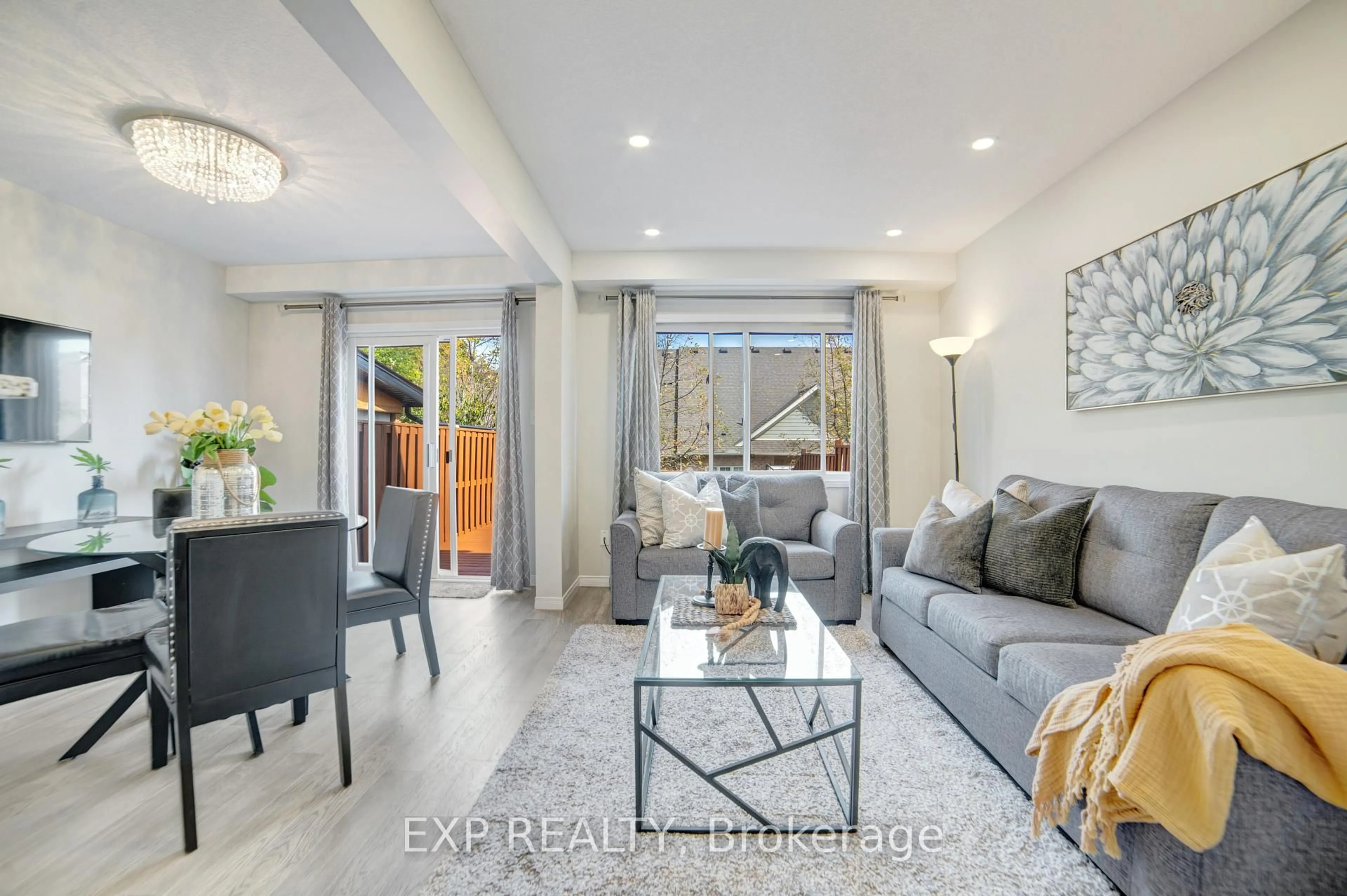 Living room with furniture, unknown for 30 Bryan Crt #26, Kitchener Ontario N2A 4J5