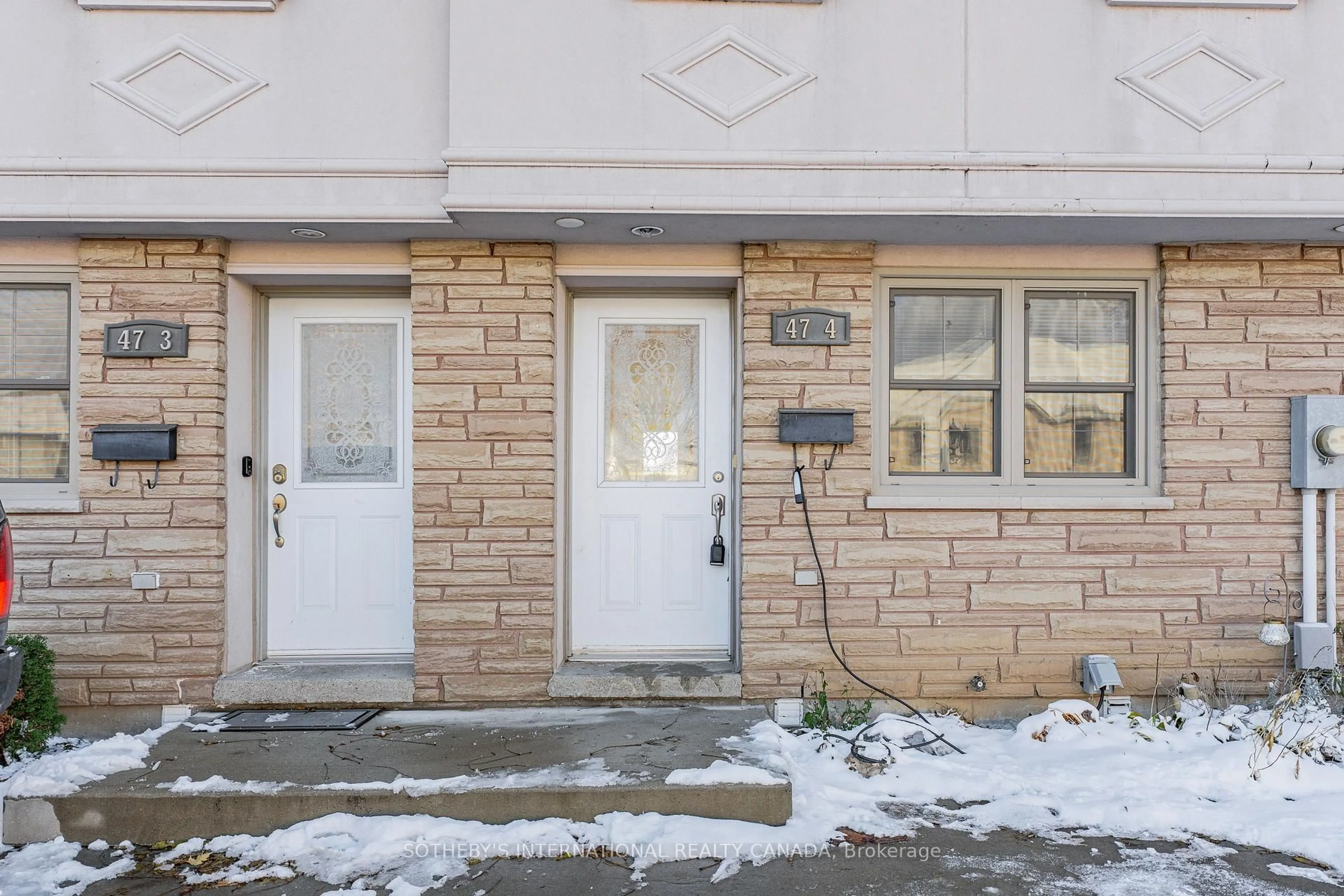 Indoor entryway for 47 Blandford St #4, Woodstock Ontario N4S 7H7