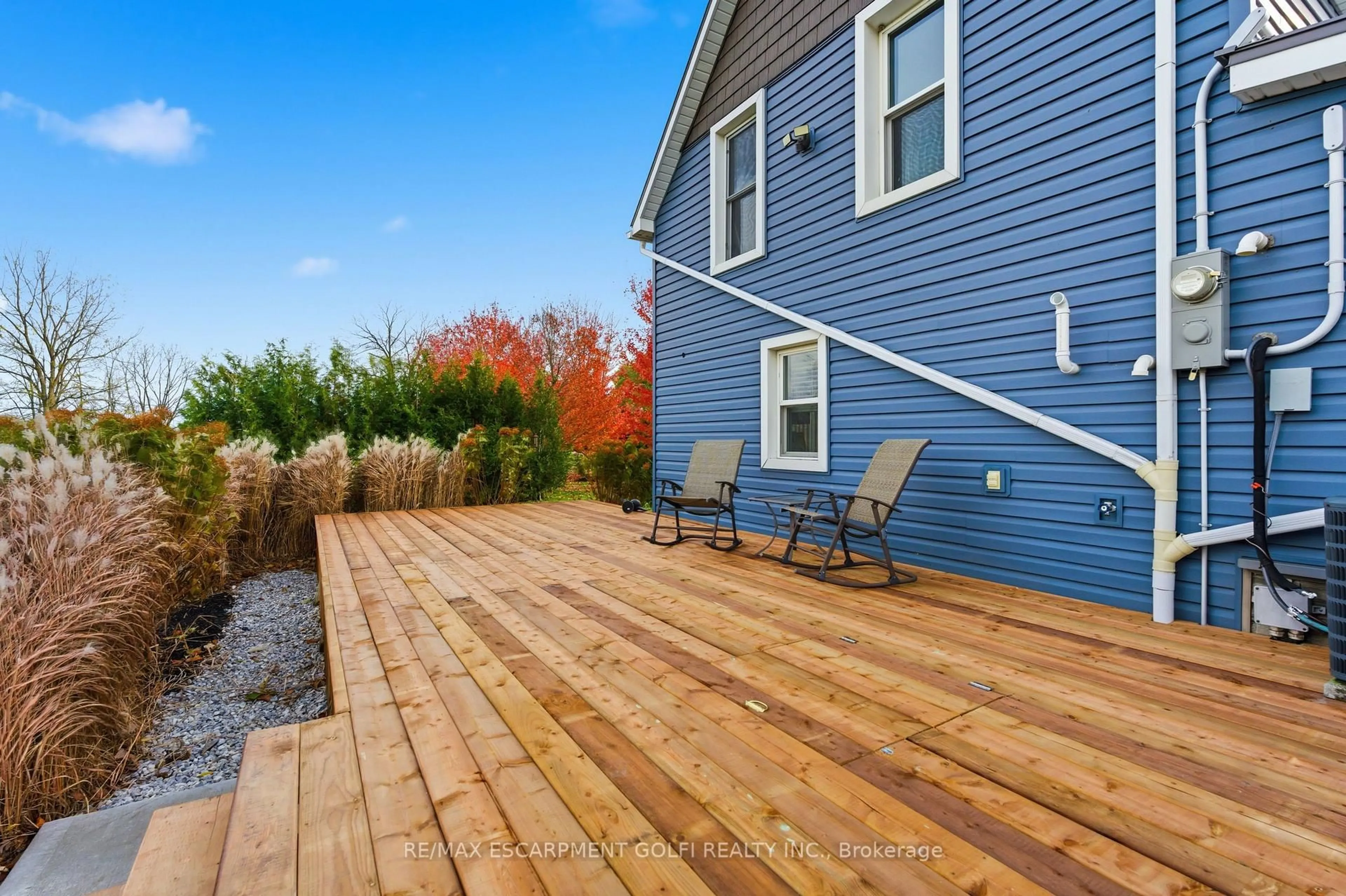 Patio, water/lake/river/ocean view for 112 YOUNG Rd, Haldimand Ontario N1A 2W7