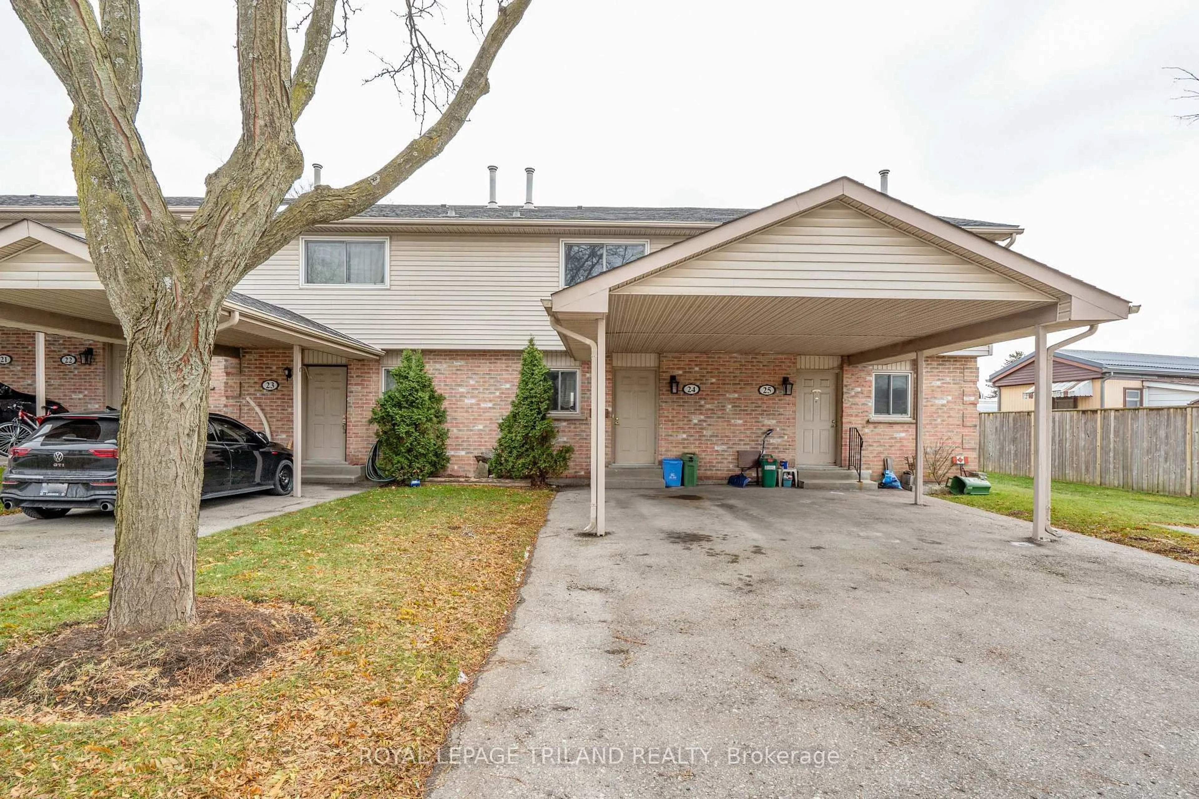 Unknown for 151 Bonaventure Dr #24, London East Ontario N5V 4M1