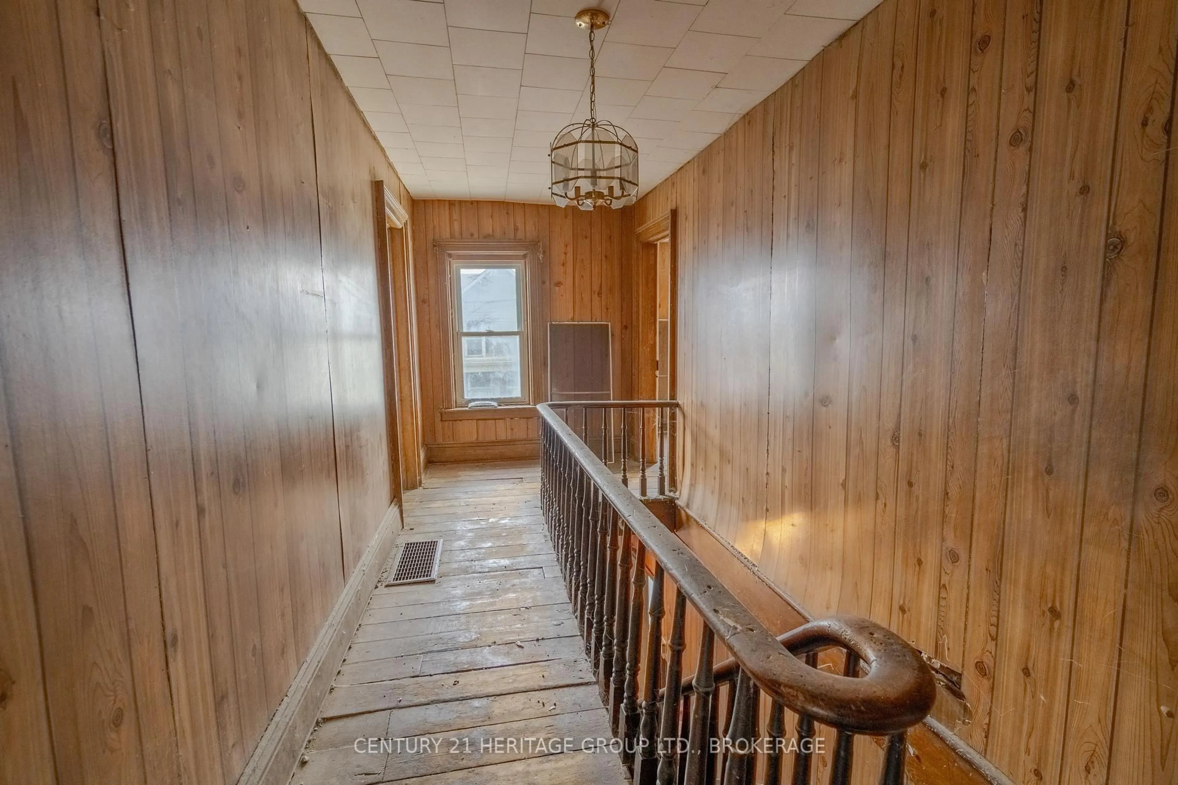 Unknown for 314 Academy St, Newburgh Ontario K0K 2S0