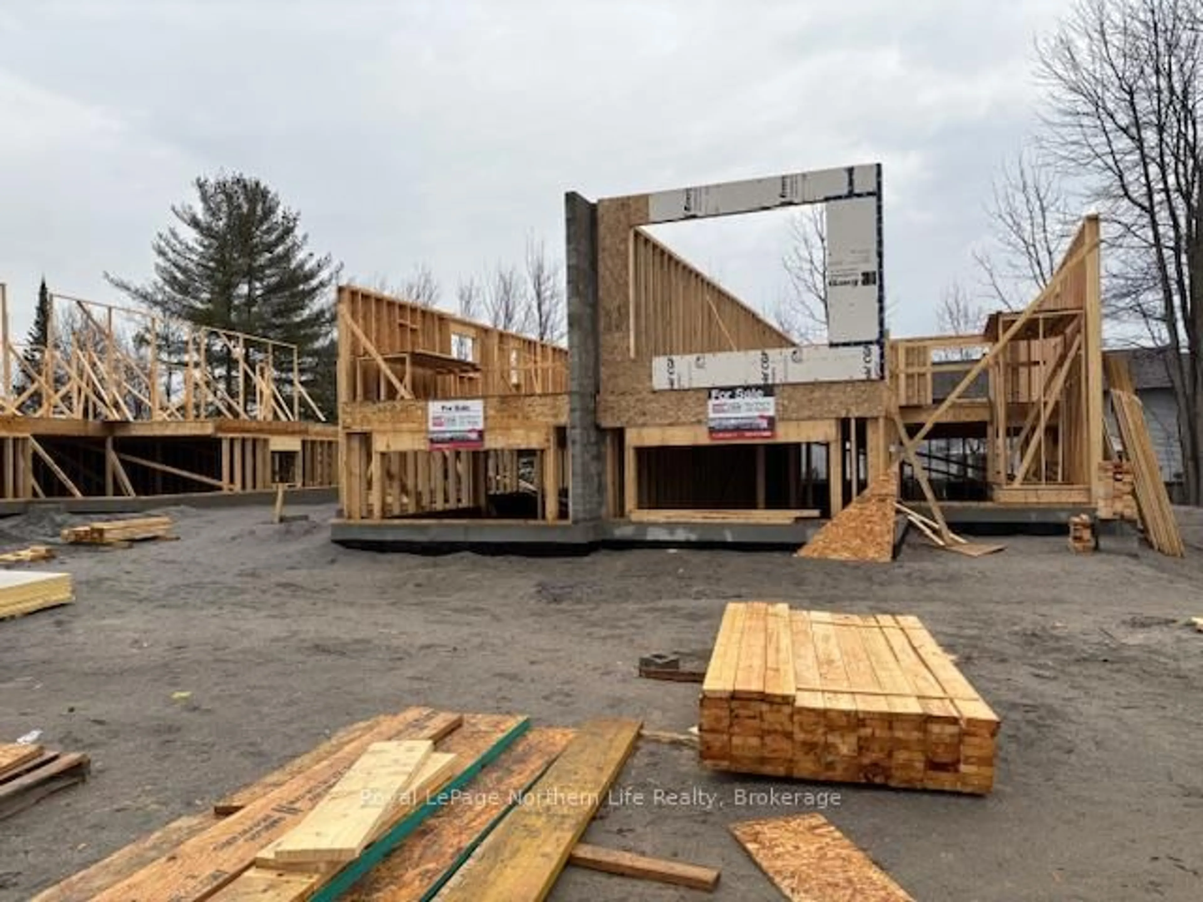 A pic of a room for 28 Meadow Wood Crt, North Bay Ontario P1A 4L5