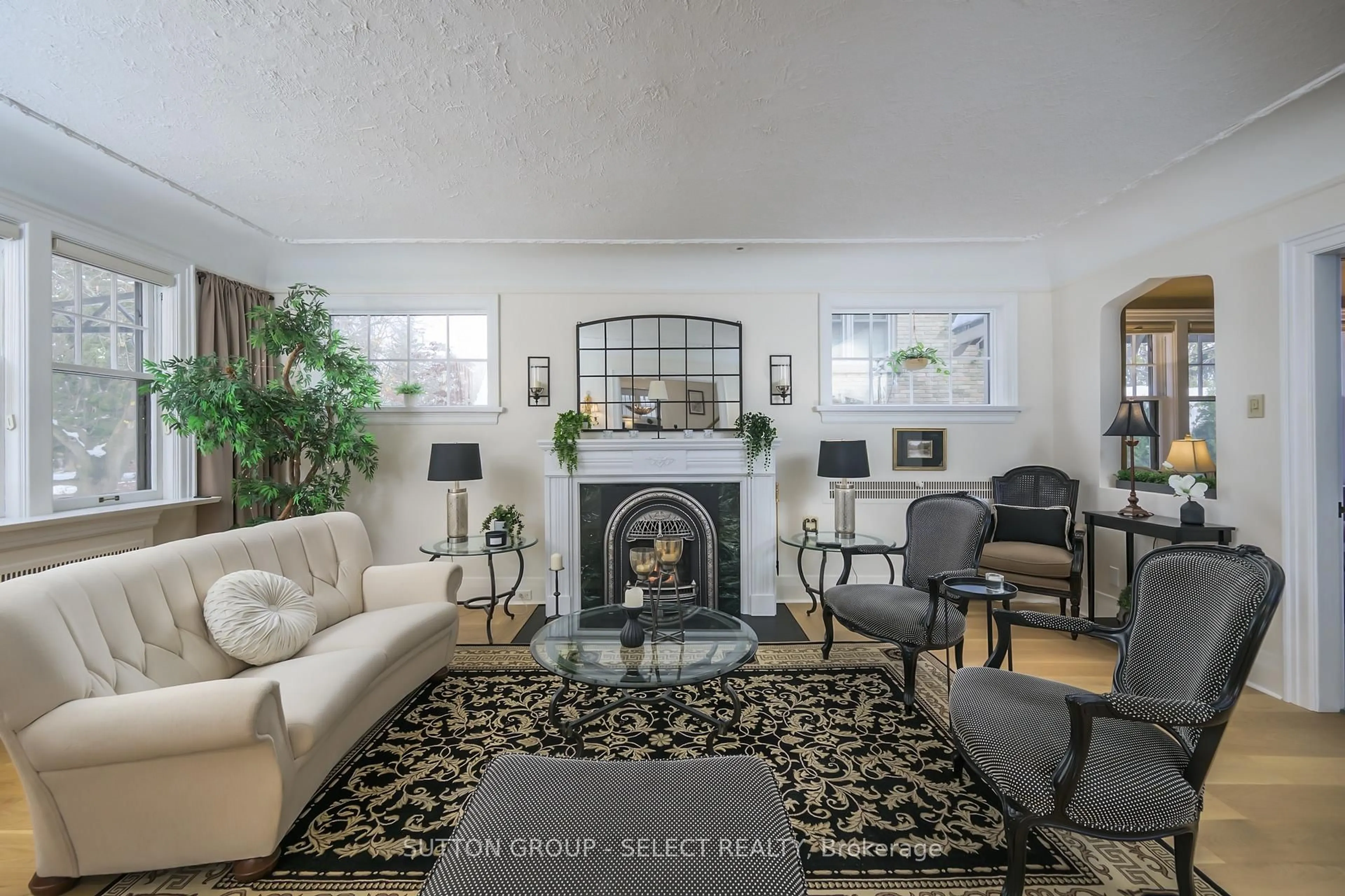 Living room with furniture, unknown for 404 Wortley Rd, London South Ontario N6C 3S6