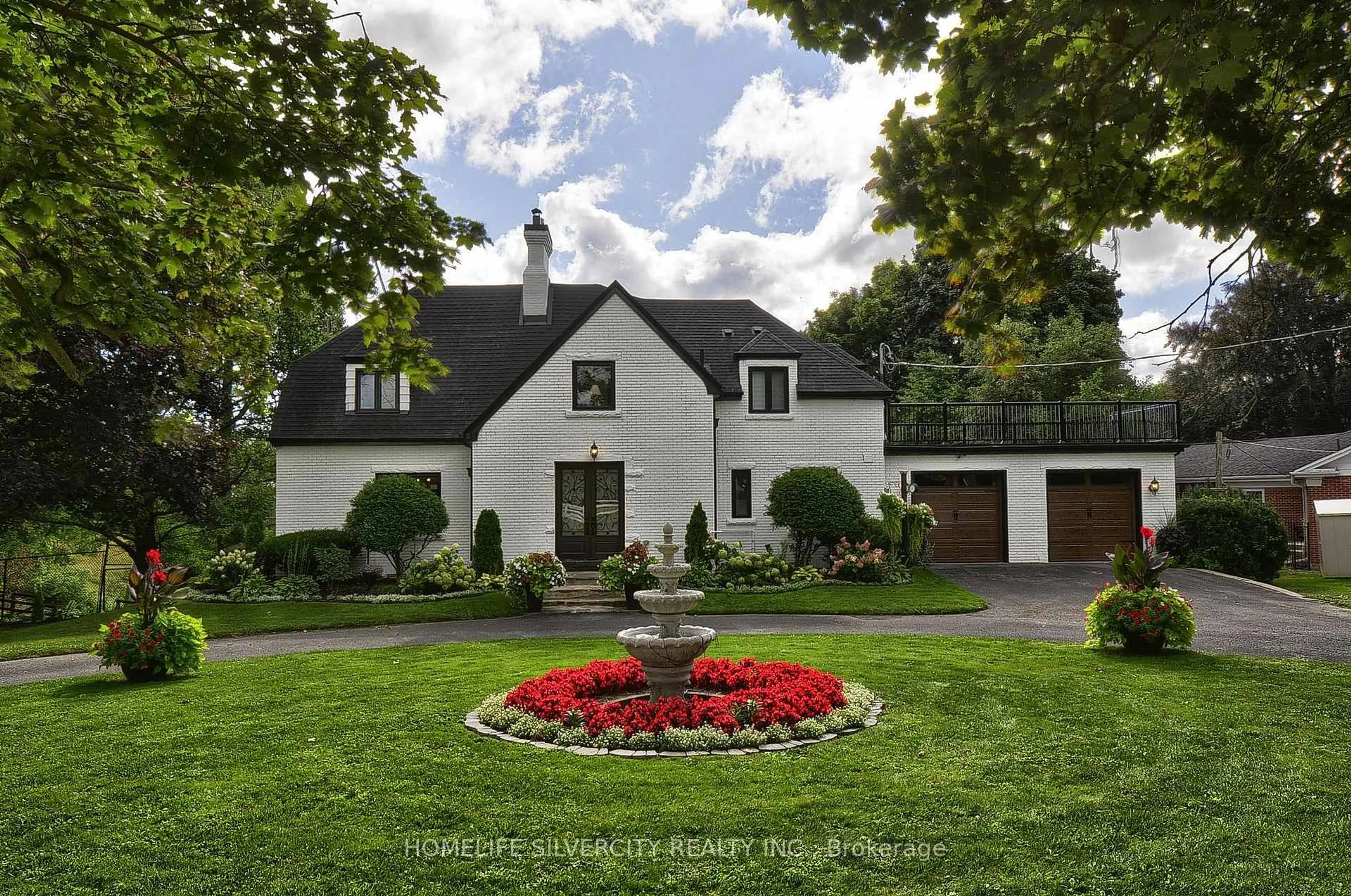 Home with brick exterior material, street for 300 Mount Pleasant Rd, Brantford Ontario N3T 1V1