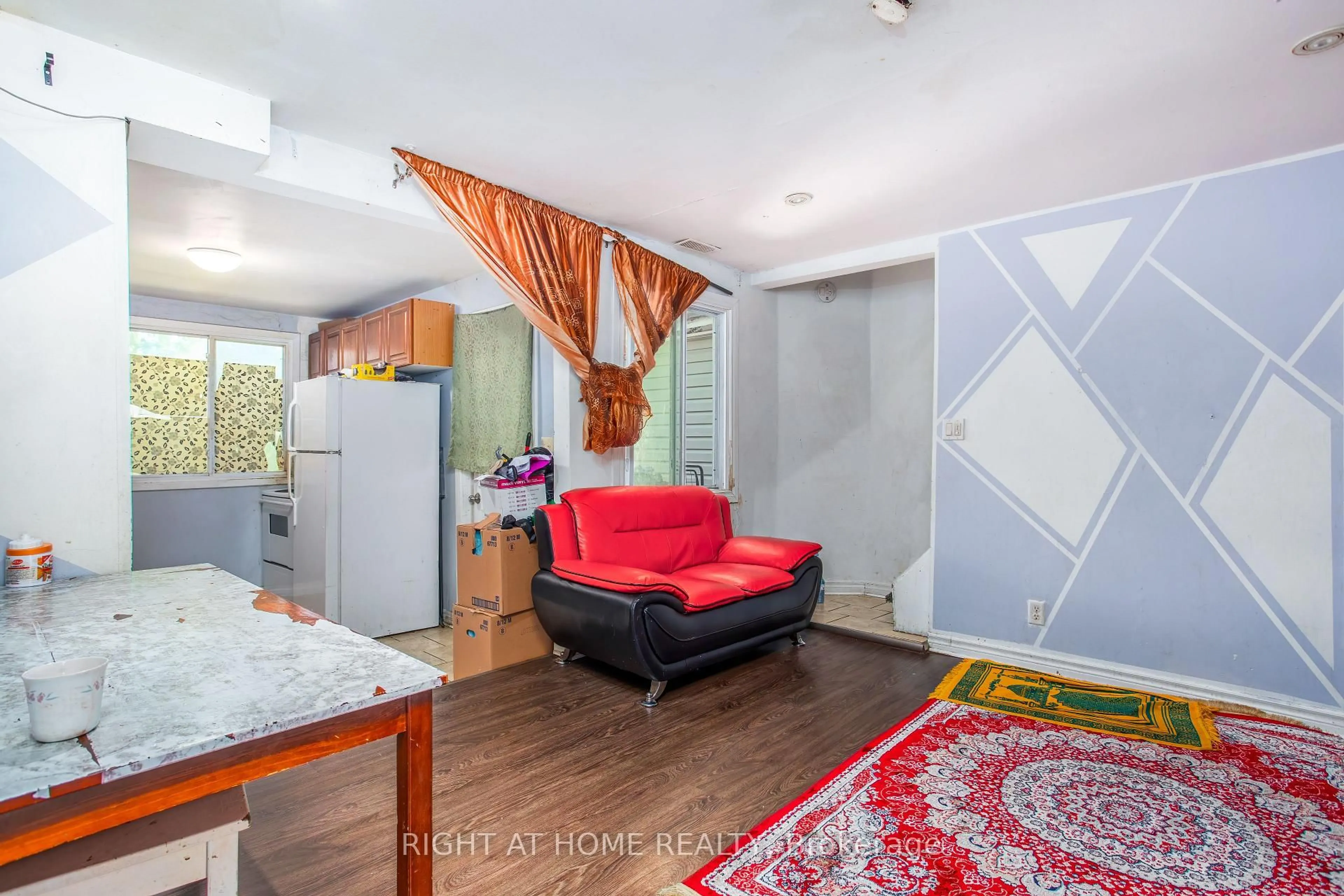 Unknown for 175-177 Wilson St, Hamilton Ontario L8R 1E3