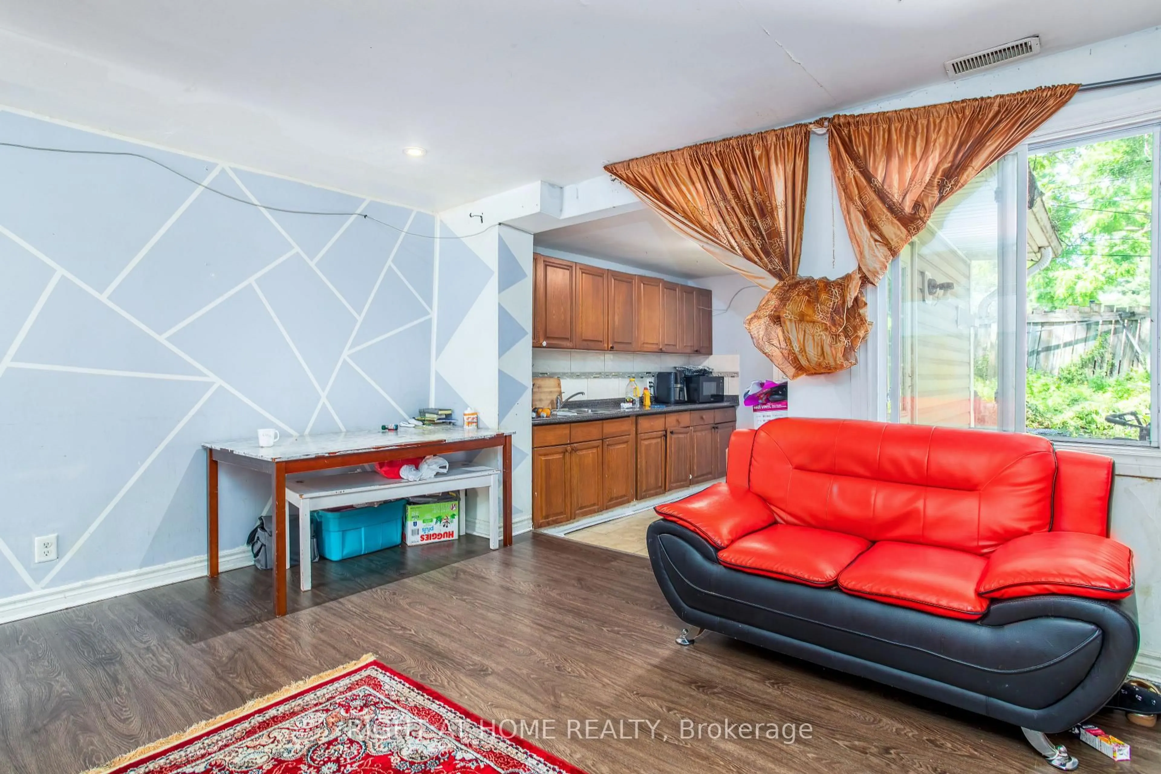 Living room with furniture, unknown for 175-177 Wilson St, Hamilton Ontario L8R 1E3