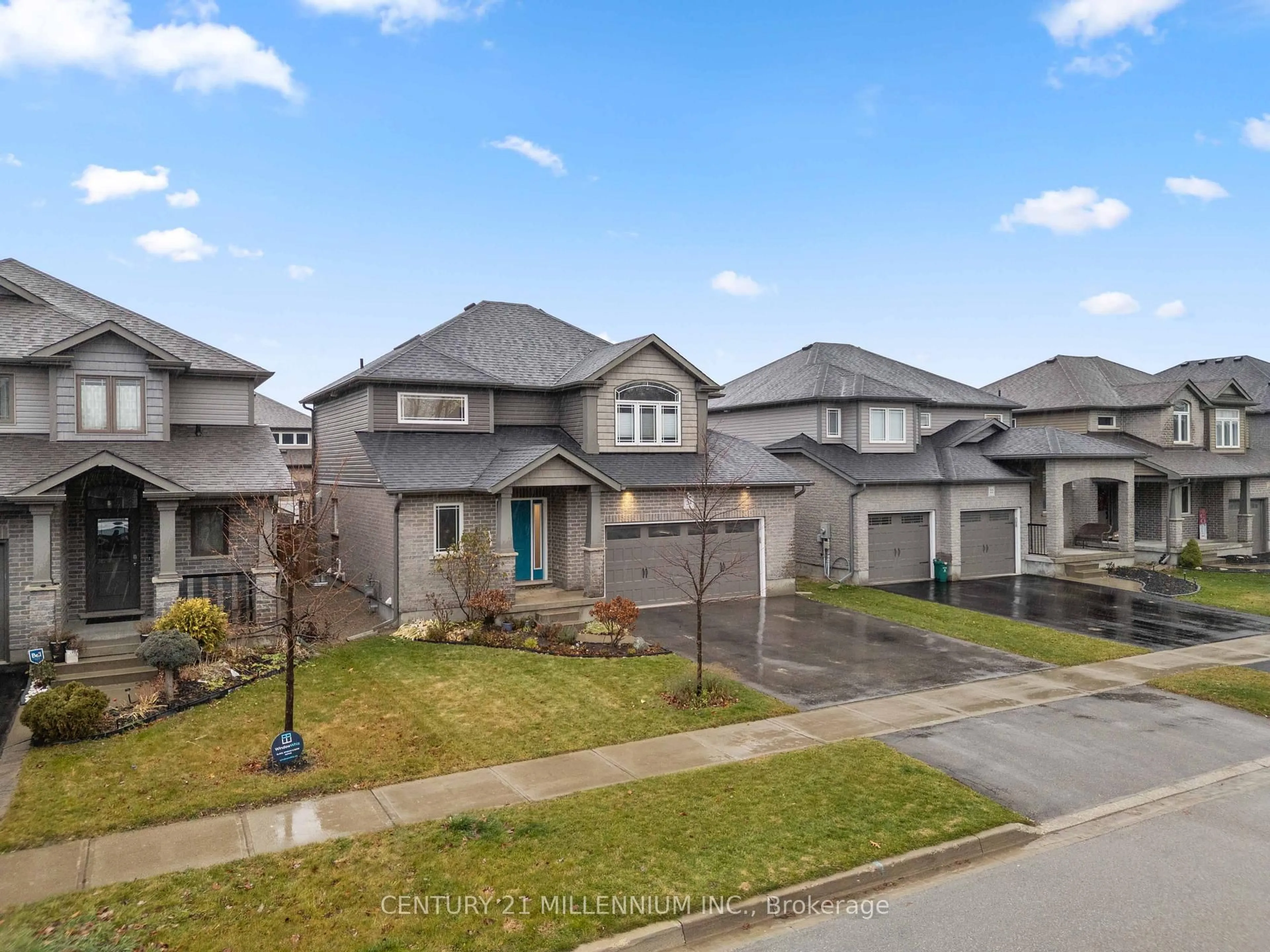 A pic from outside/outdoor area/front of a property/back of a property/a pic from drone, street for 24 Hilborn St, East Luther Grand Valley Ontario L9W 6P4