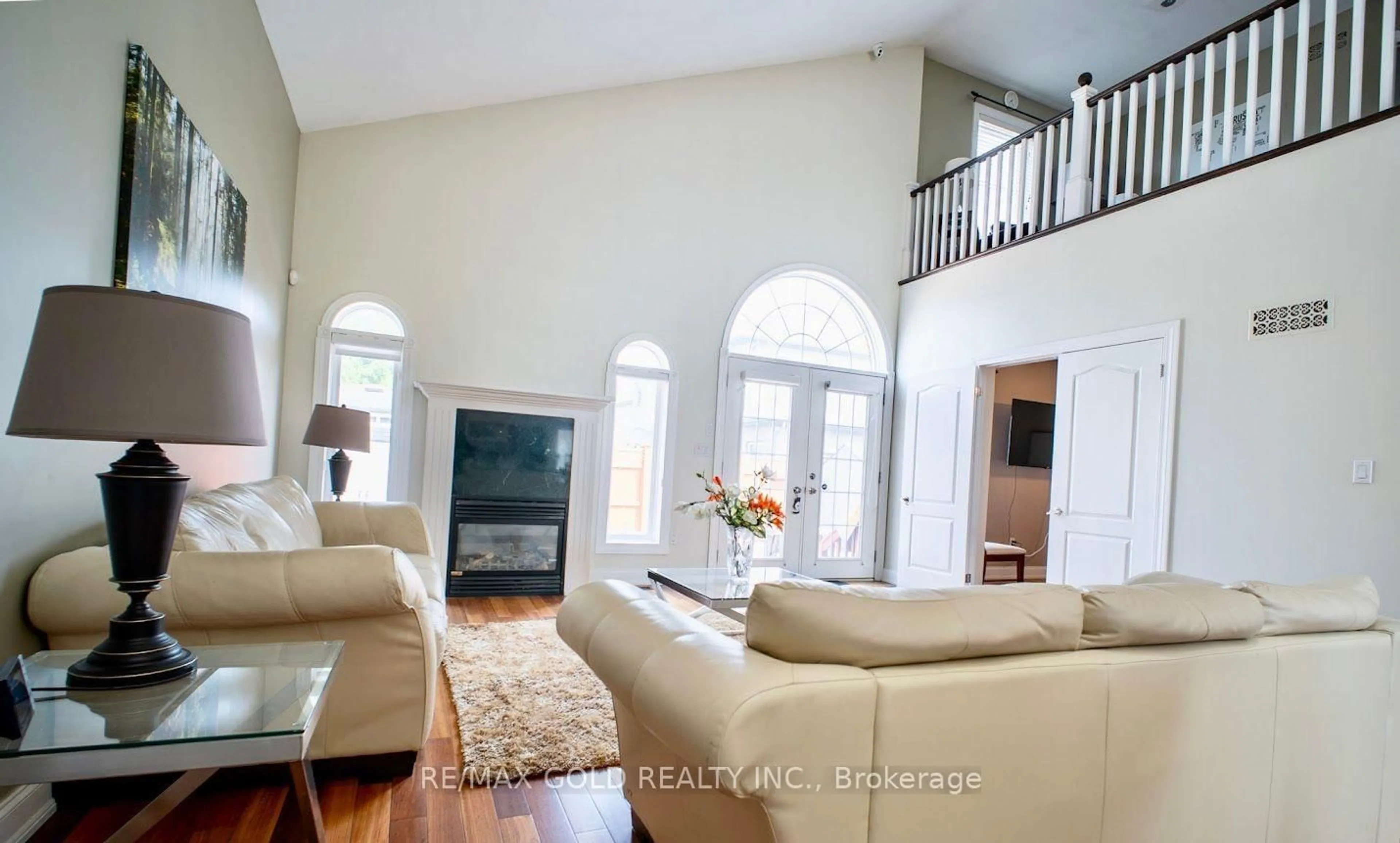 Living room with furniture, unknown for 8905 McGarry Dr, Niagara Falls Ontario L2H 3P1