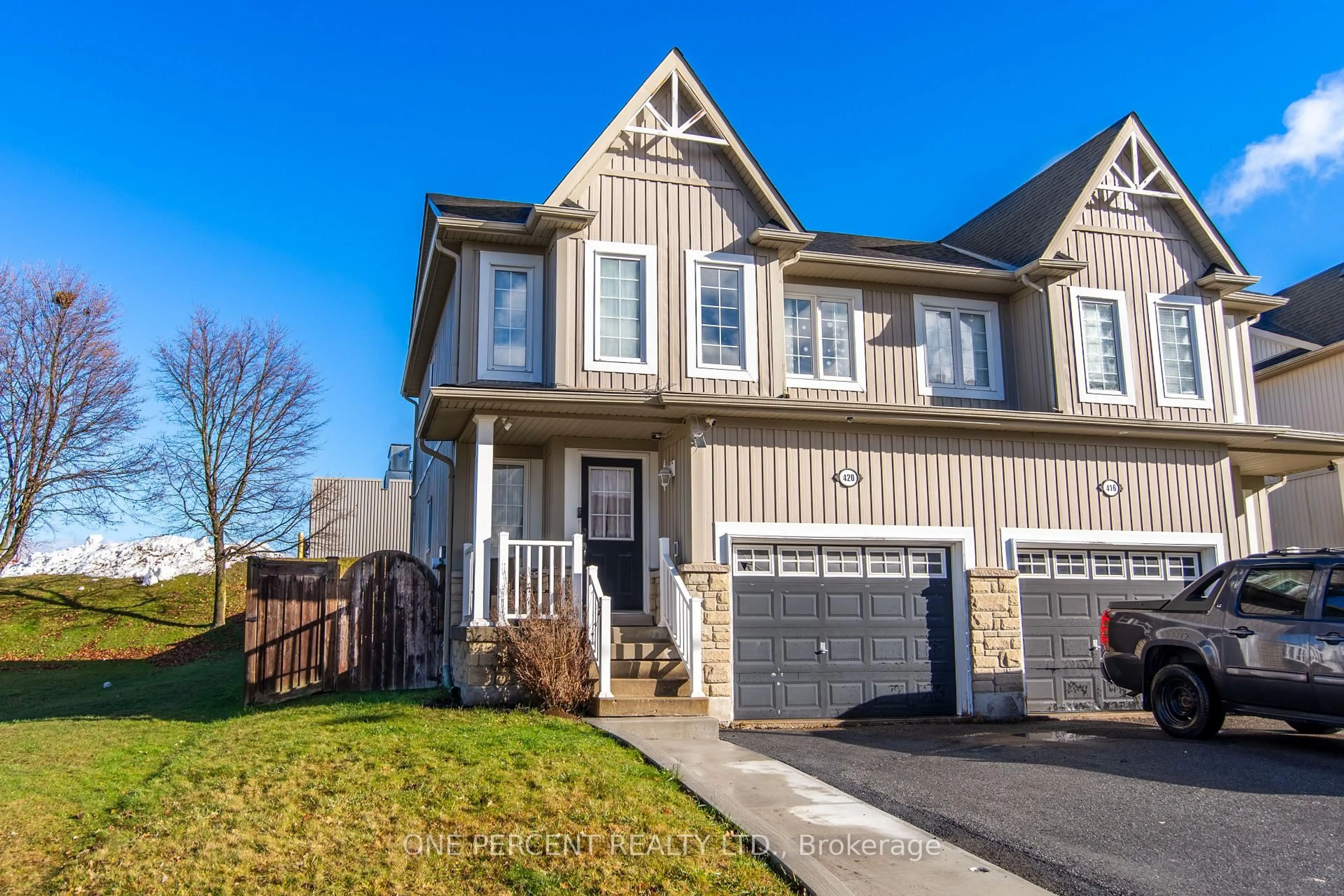 Home with vinyl exterior material, street for 420 Orvis Cres, Shelburne Ontario L0N 1S2