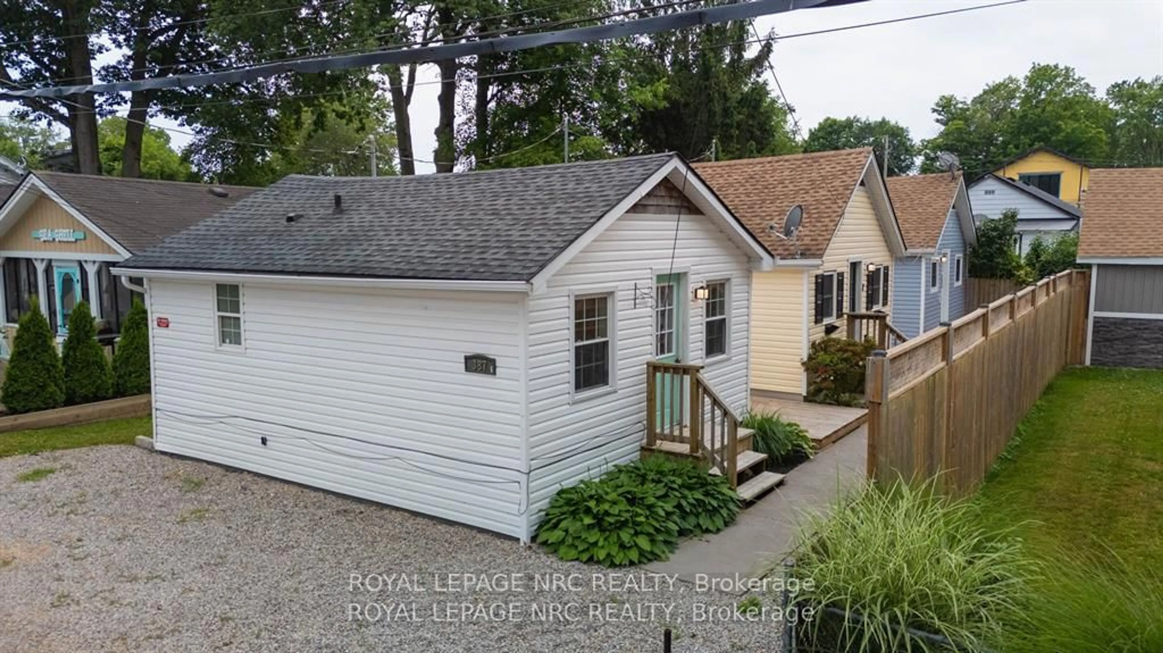 Unknown for 387 Elmwood Ave, Fort Erie Ontario L0S 1B0