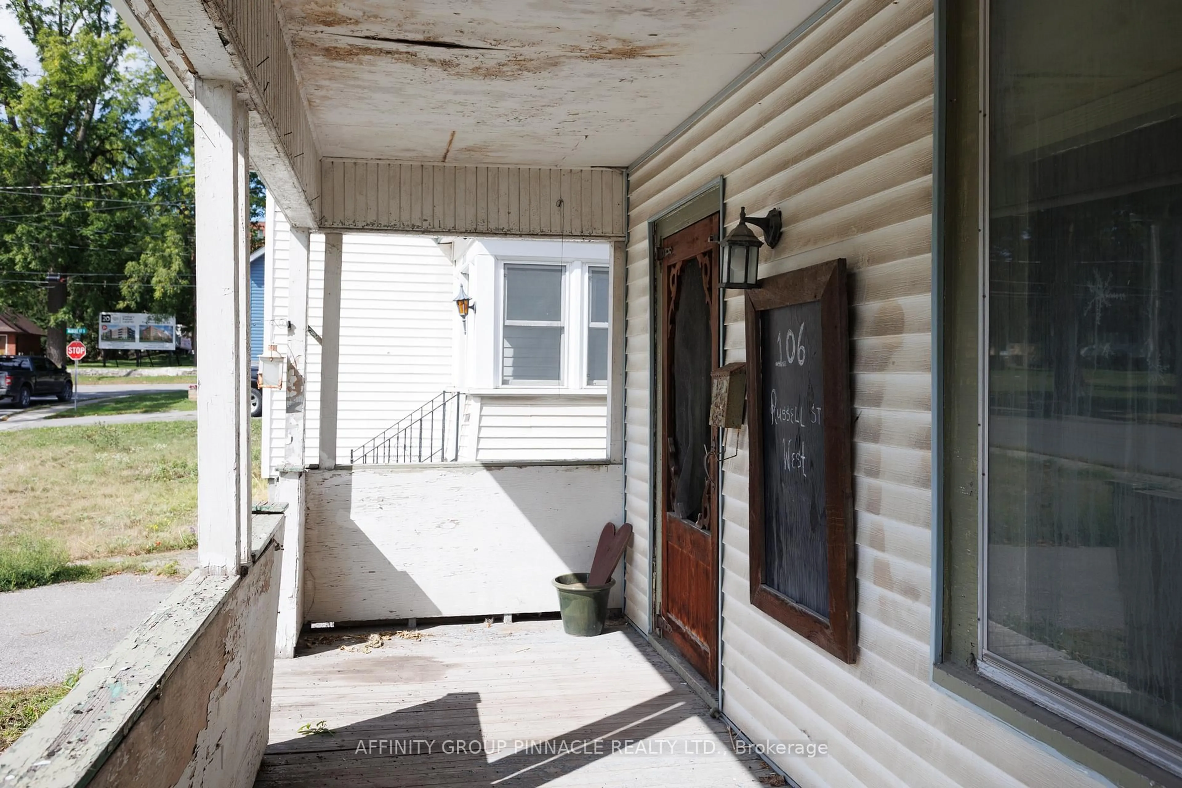 Unknown for 106 Russell St, Kawartha Lakes Ontario K9V 2X4