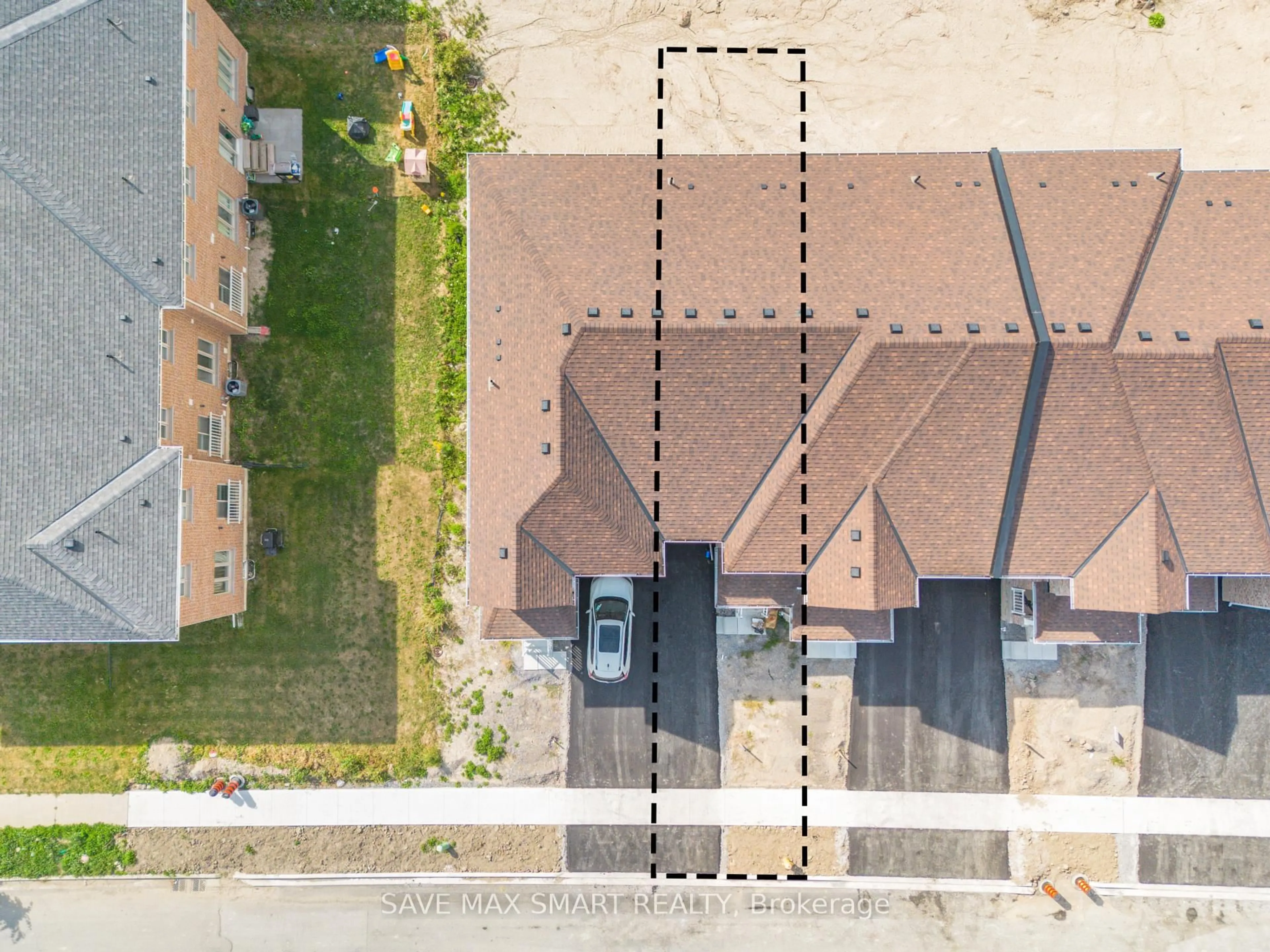 A pic from outside/outdoor area/front of a property/back of a property/a pic from drone, street for 69 Baker St, Thorold Ontario L2V 0N1