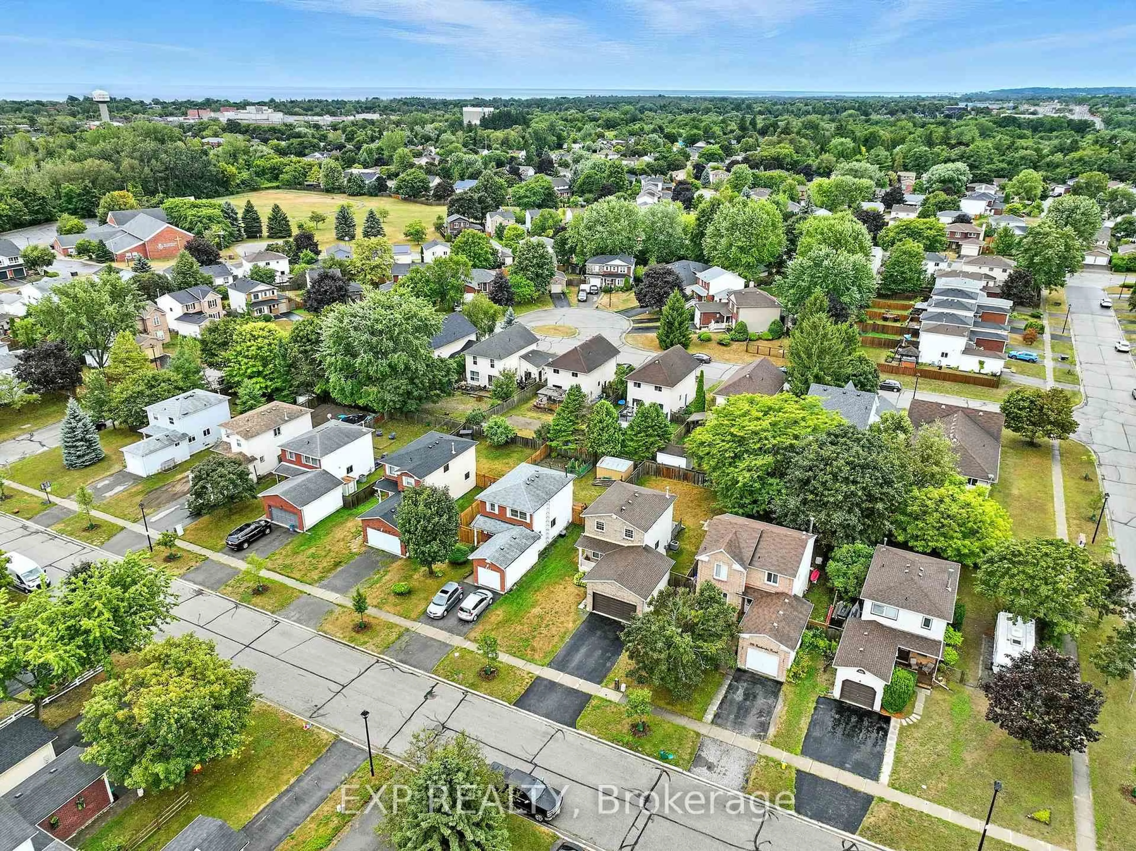 A pic from outside/outdoor area/front of a property/back of a property/a pic from drone, city buildings view from balcony for 913 Fairbanks Rd, Cobourg Ontario K9A 5H1