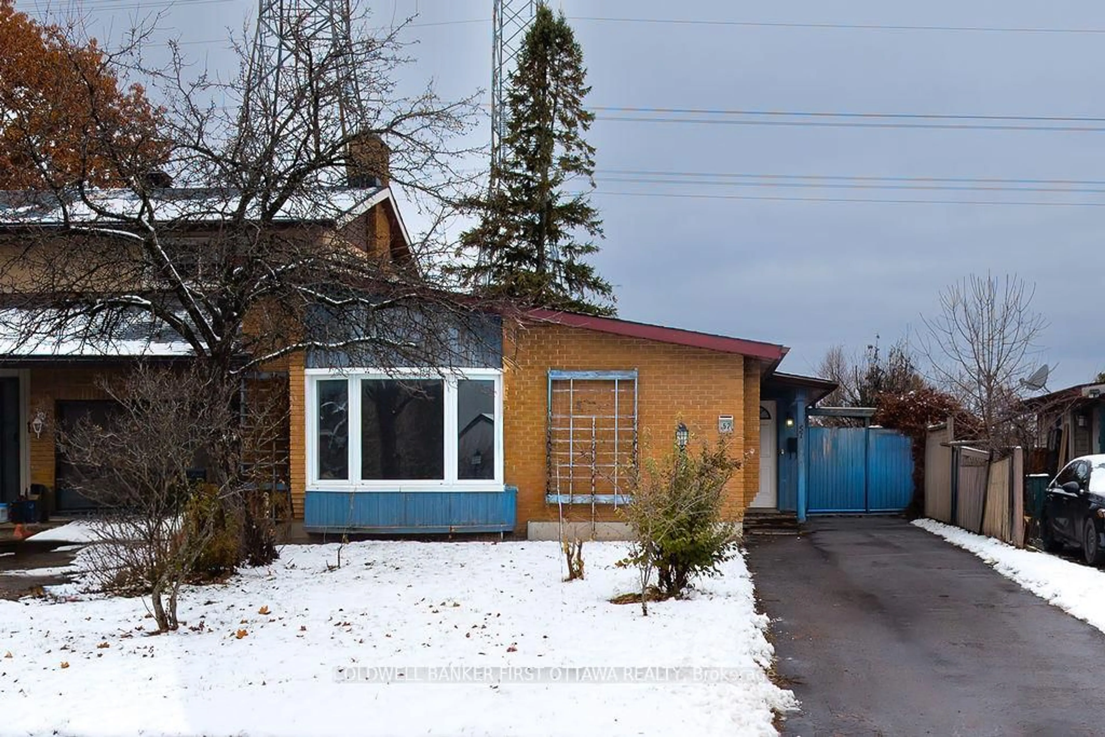 Shed for 57 Benlea Dr, Ottawa Ontario K2G 4A3