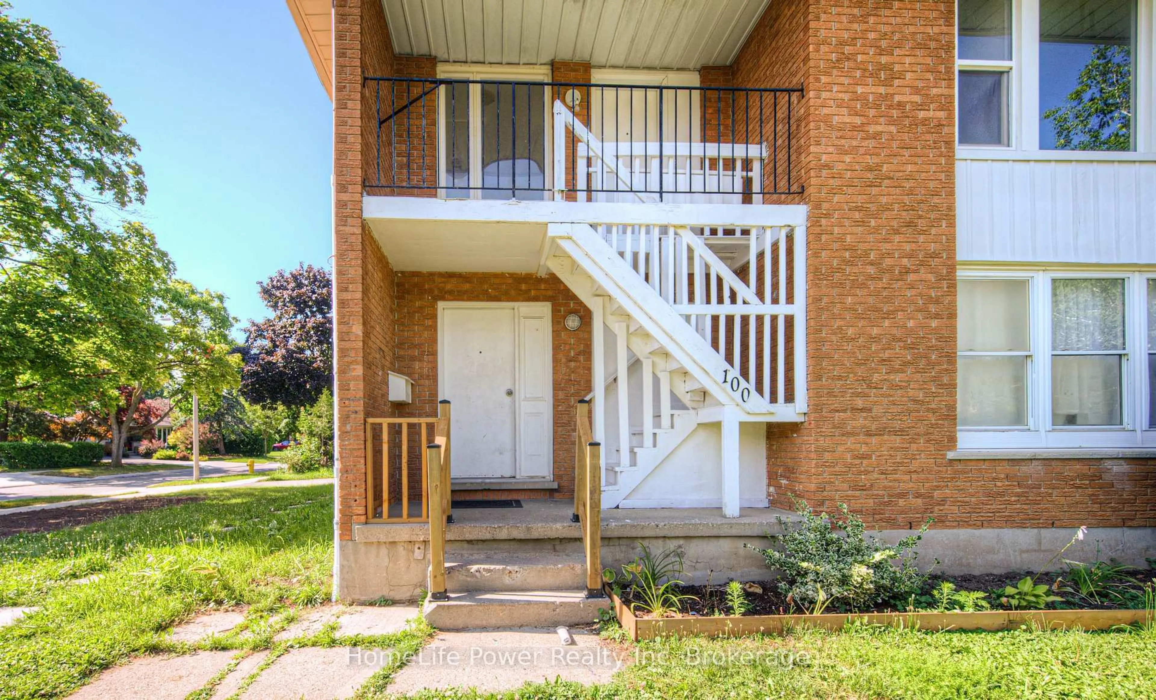 Unknown for 100 WESTWOOD Rd, Kitchener Ontario N2M 2K6