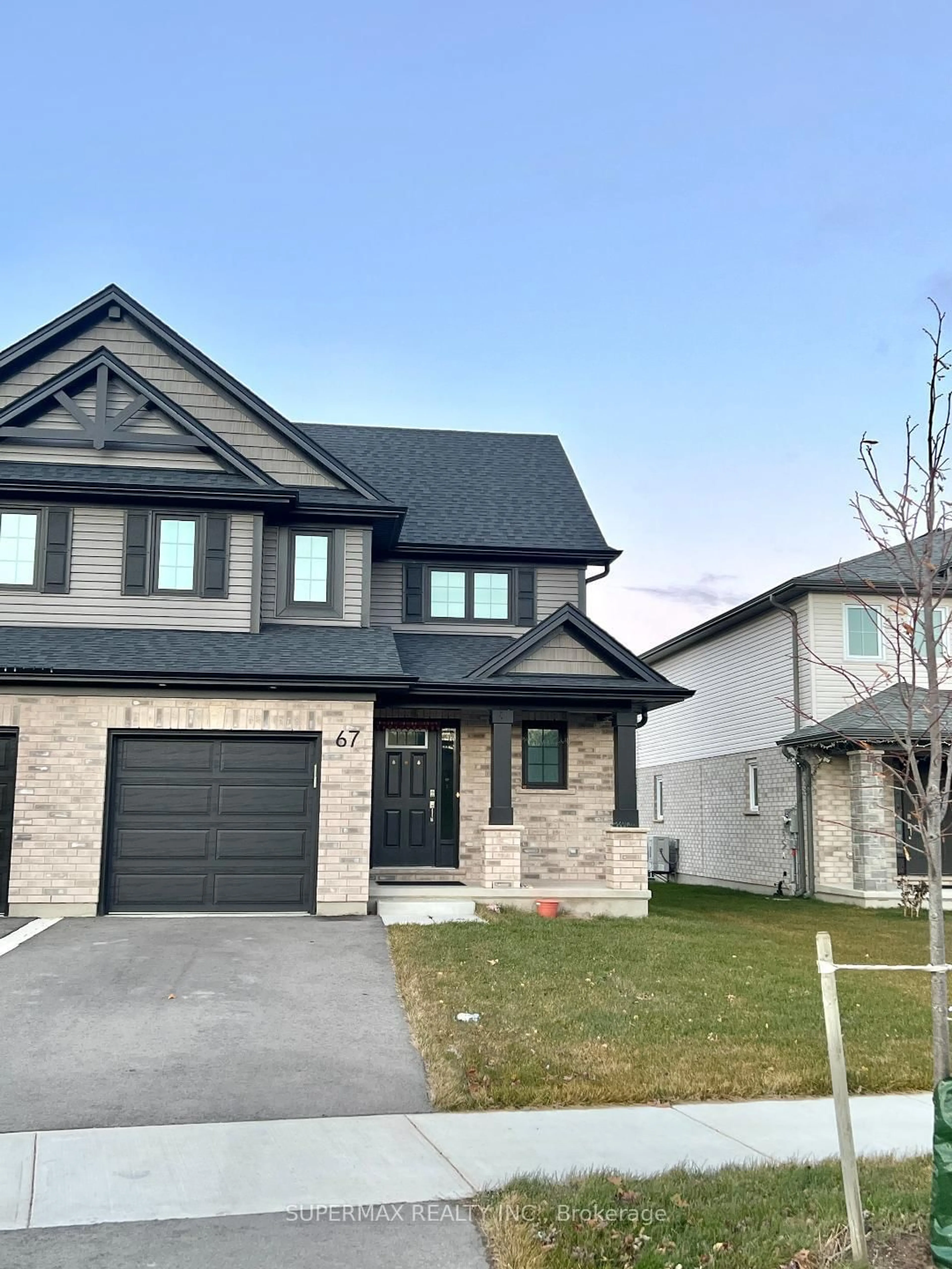 Home with brick exterior material, street for 67 Empire Pkwy, St. Thomas Ontario N5R 0N4